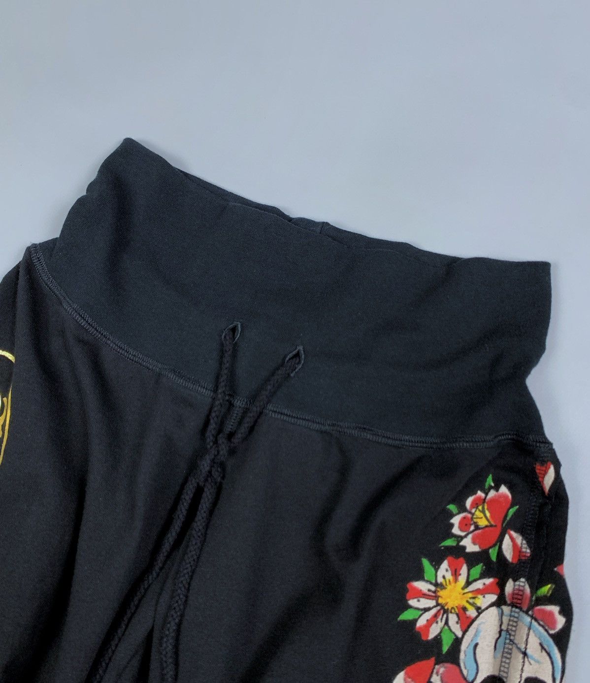 Ed Hardy Women's Vintage Ed Hardy by Christian Audigier Short Size XS Size 24" / US 00 / IT 34 - 5 Thumbnail