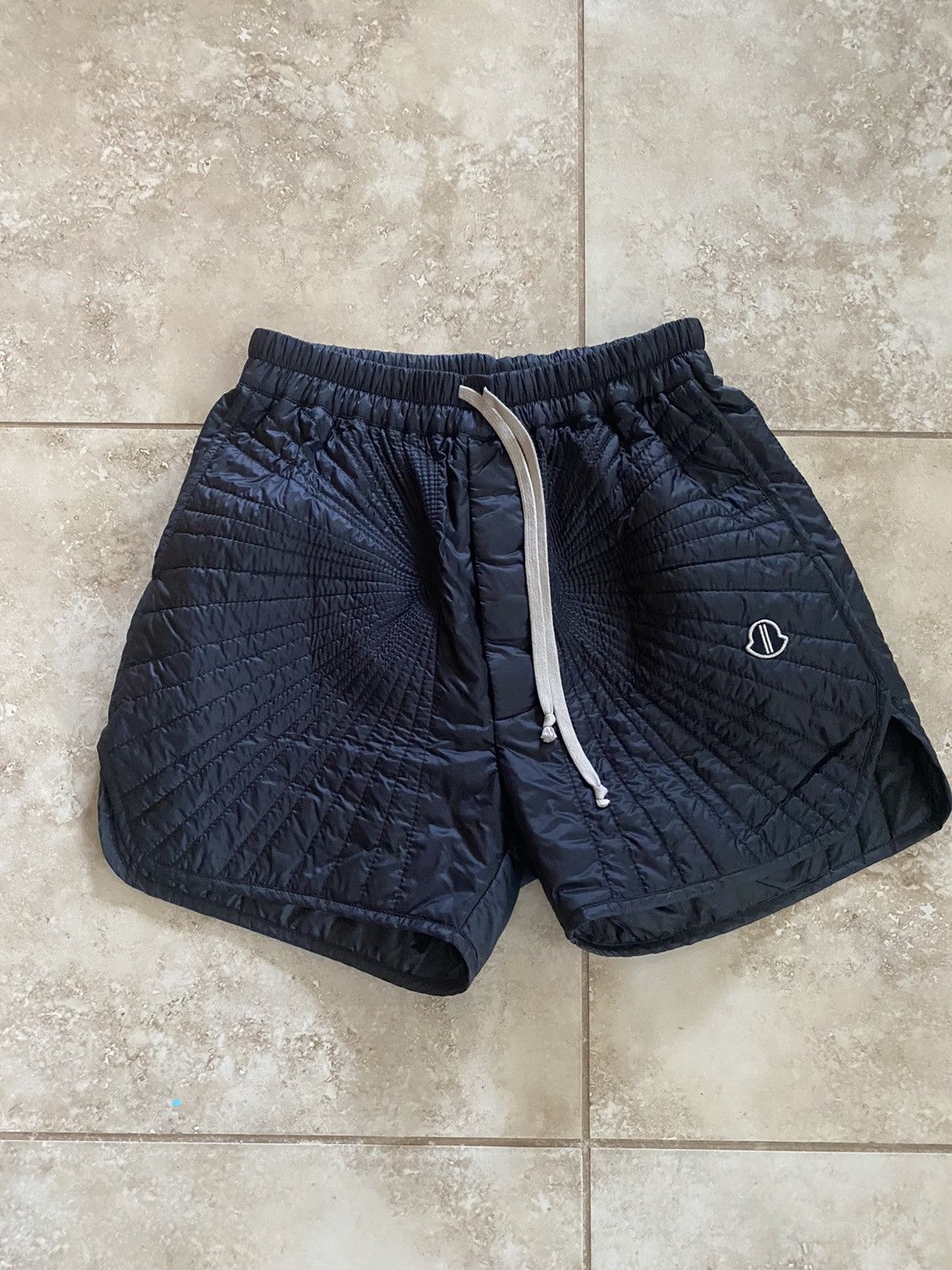 Moncler × Rick Owens RICK OWENS MONCLER PUFFER SHORTS *VERY RARE* Size US 30 / EU 46 - 1 Thumbnail