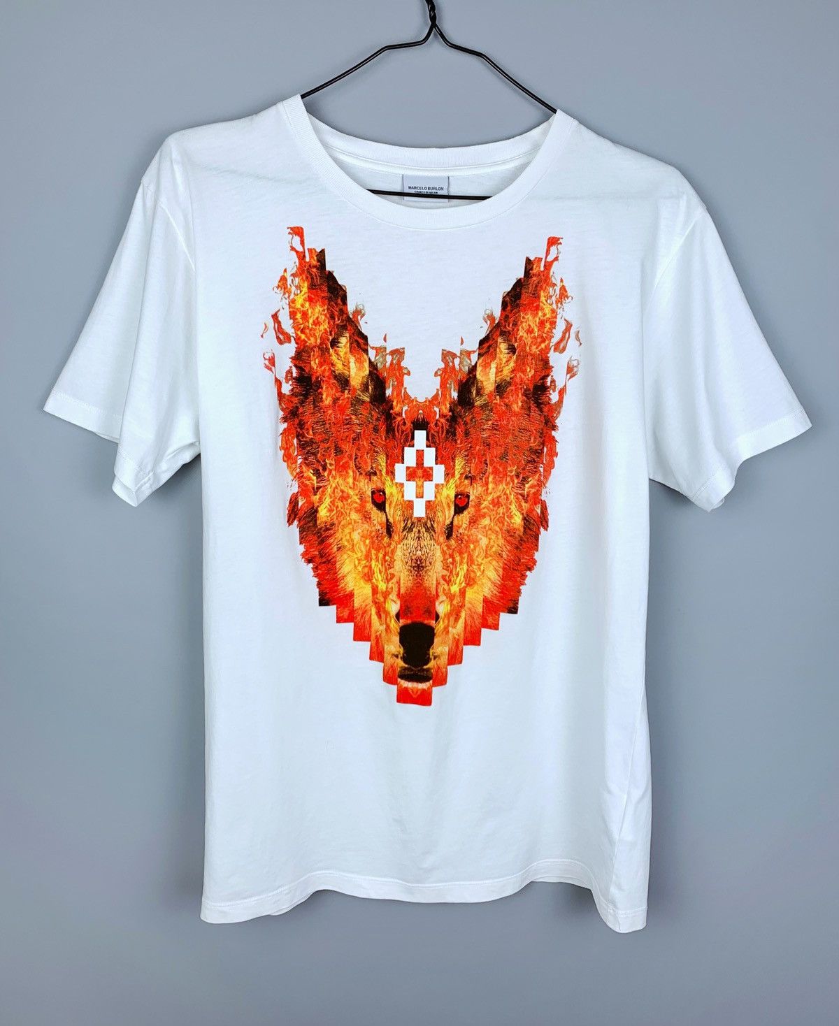 Marcelo Burlon Marcelo Burlon Fire Wolf White Short Sleeve T-Shirt Size M |  Grailed