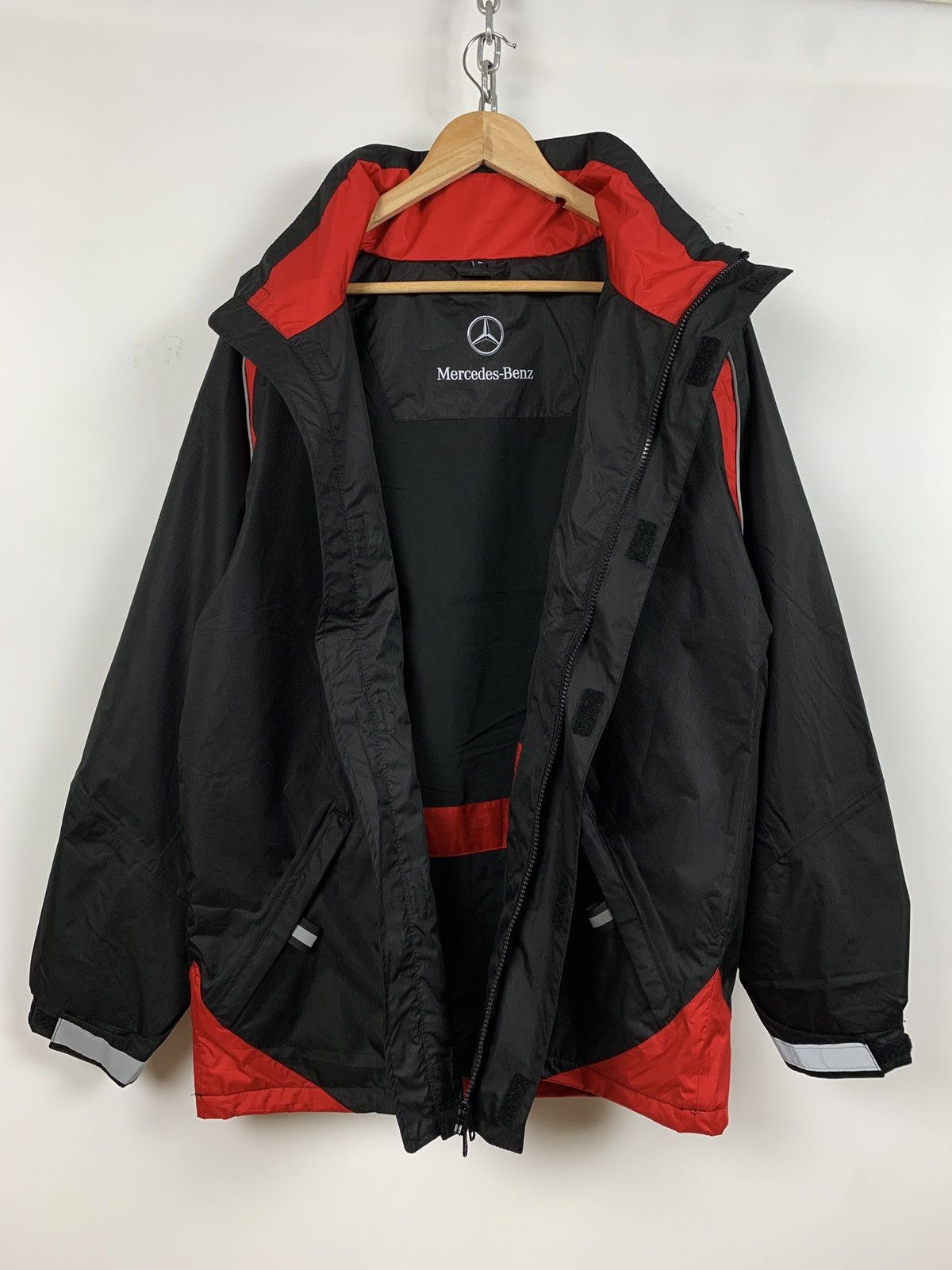Mercedes-Benz Vintage Mercedes Benz Racing Reflective Jacket Size US M / EU 48-50 / 2 - 5 Thumbnail