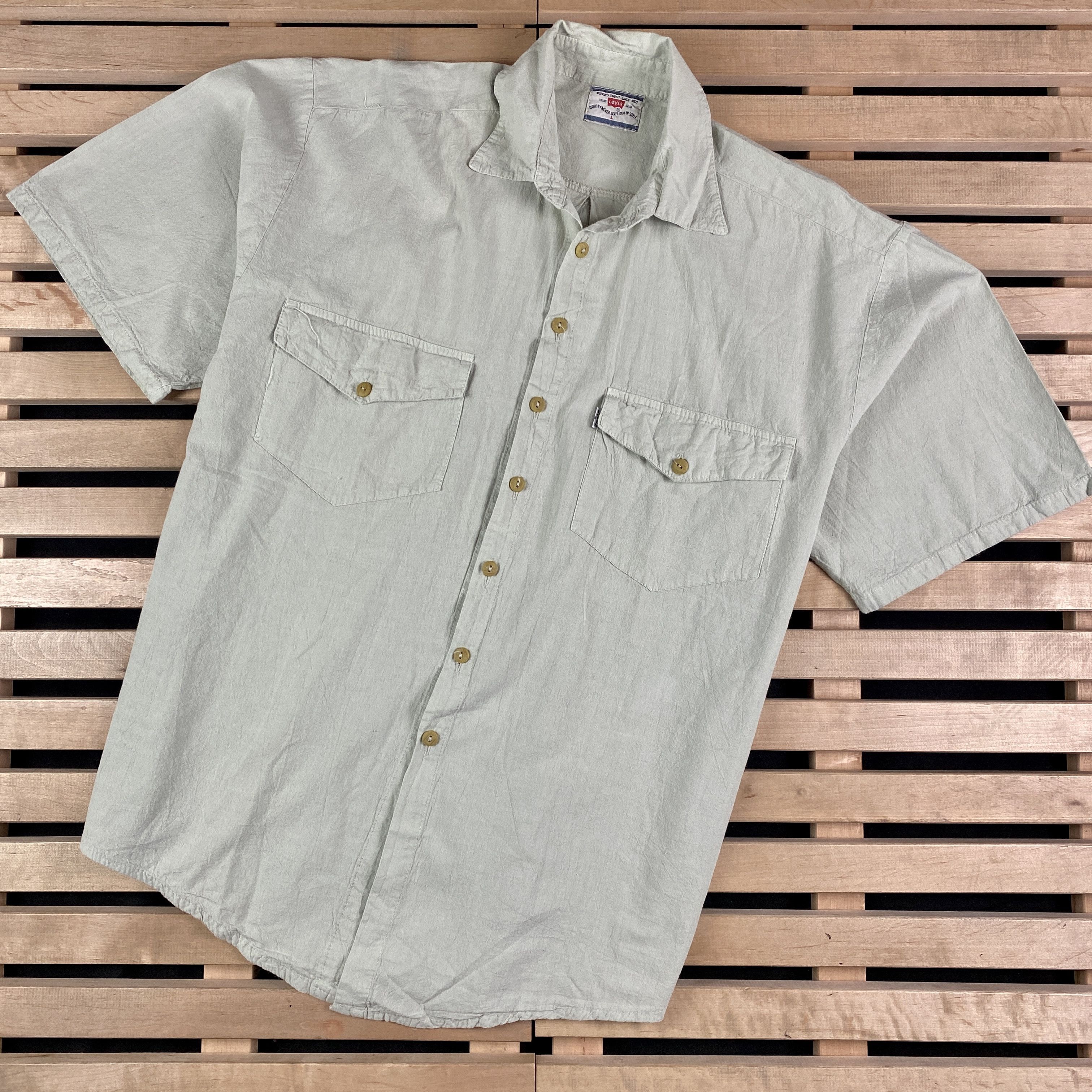 Levi's × Levi's Vintage Clothing × Vintage Mens Shirt Short Sleeve Levis Vintage Size L Size US L / EU 52-54 / 3 - 1 Thumbnail
