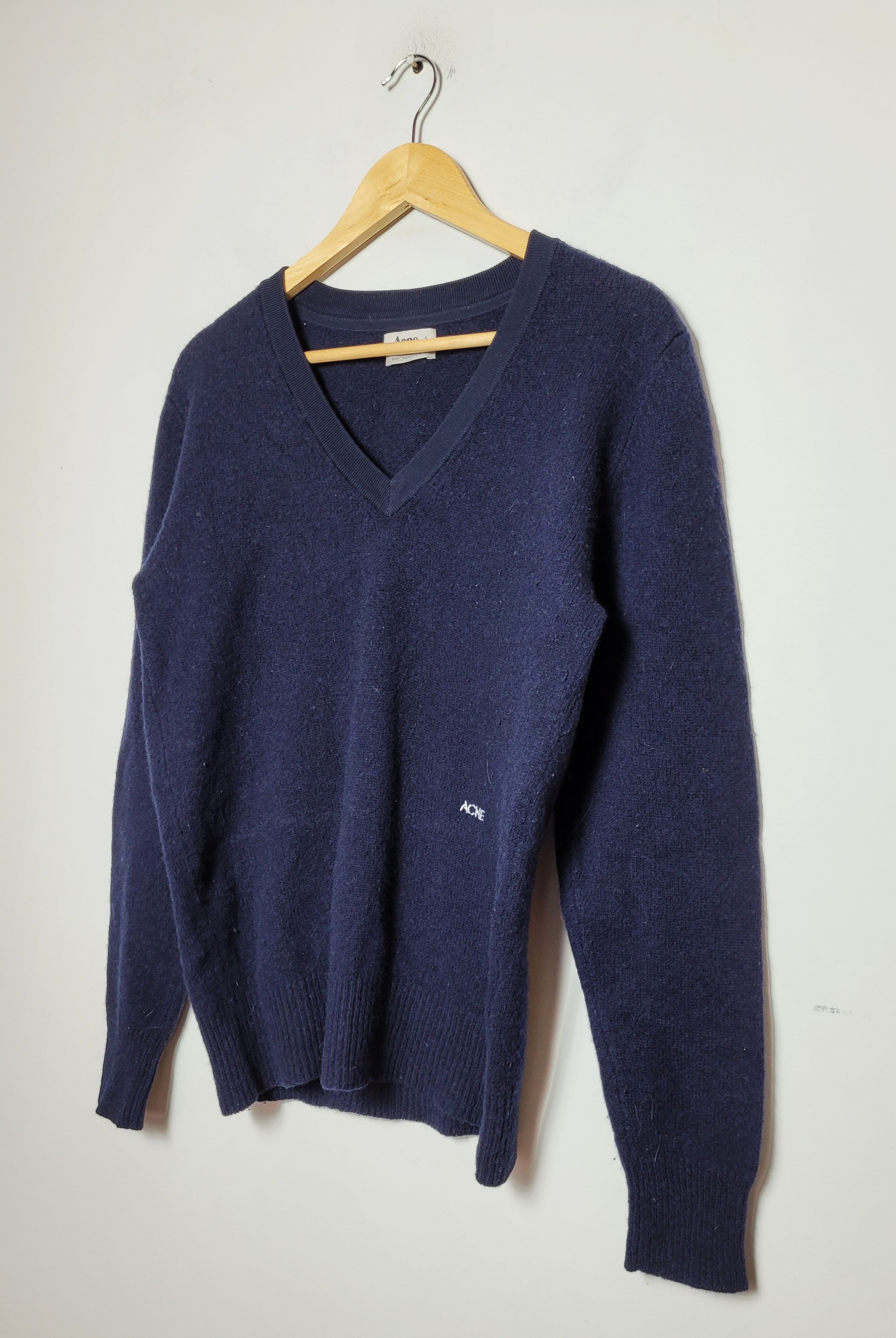 Acne Studios Acne wool v-neck sweater Size US S / EU 44-46 / 1 - 3 Thumbnail