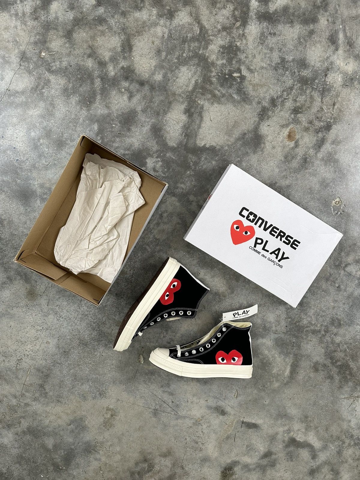 Comme des Garcons PLAY × Converse COMME DES GARCONS PLAY CONVERSE HIGH BLACK SZ. 8 Heart Size US 8 / EU 41 - 2 Thumbnail