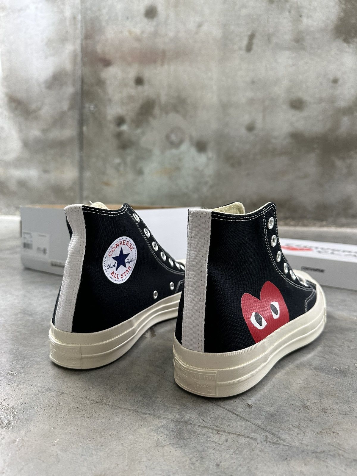 Comme des Garcons PLAY × Converse COMME DES GARCONS PLAY CONVERSE HIGH BLACK SZ. 8 Heart Size US 8 / EU 41 - 5 Thumbnail
