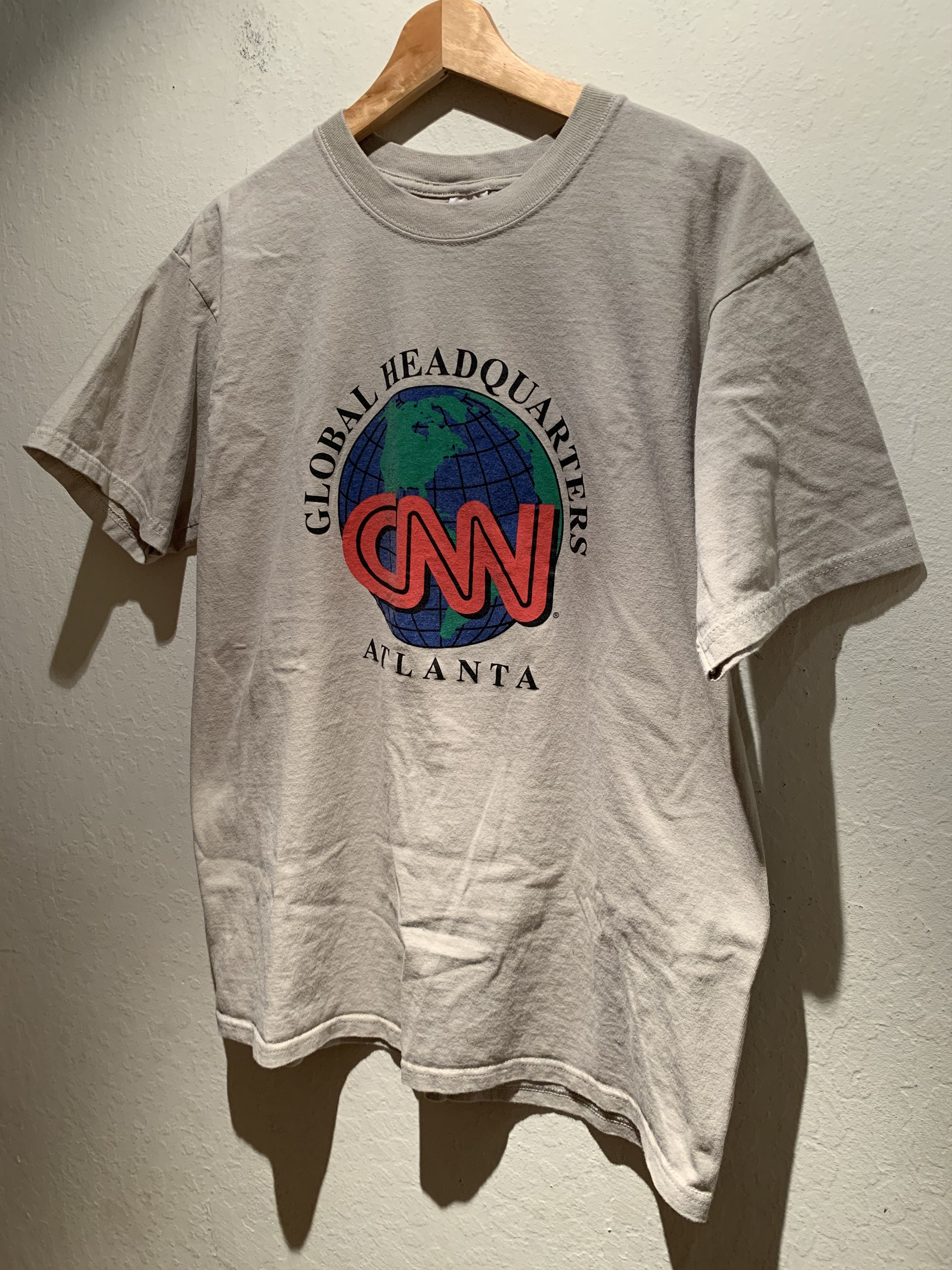 Anvil RARE* Vintage CNN Atlanta Global Headquarters USA Made Shirt Size US L / EU 52-54 / 3 - 1 Thumbnail