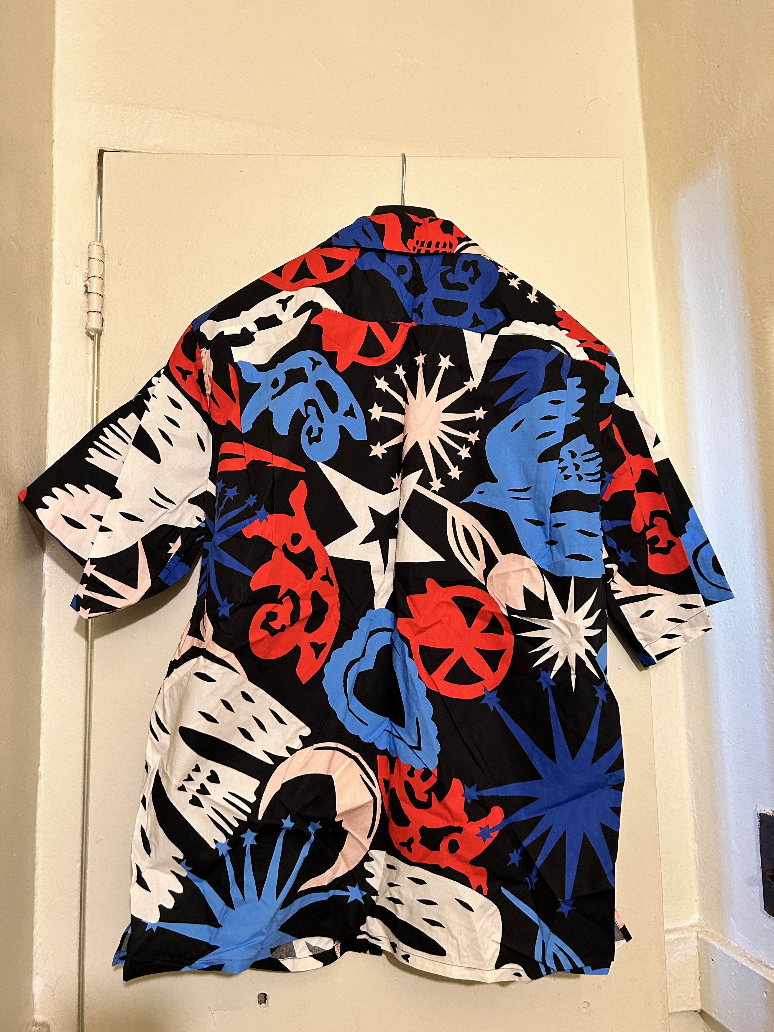 Alexander McQueen Alexander Mcqueen Papercut Graphic Camp Shirt size 16.5 Size US M / EU 48-50 / 2 - 7 Thumbnail