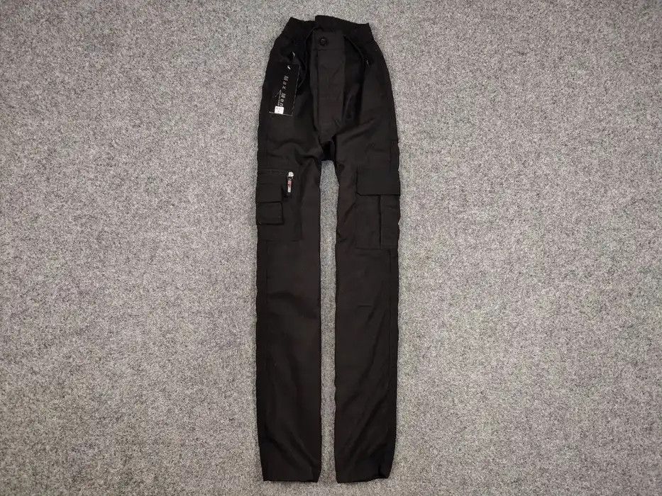 Japanese Brand Vintage 90's Cargo Pants Travis Scott Japan Black Hype Size US 32 / EU 48 - 1 Thumbnail