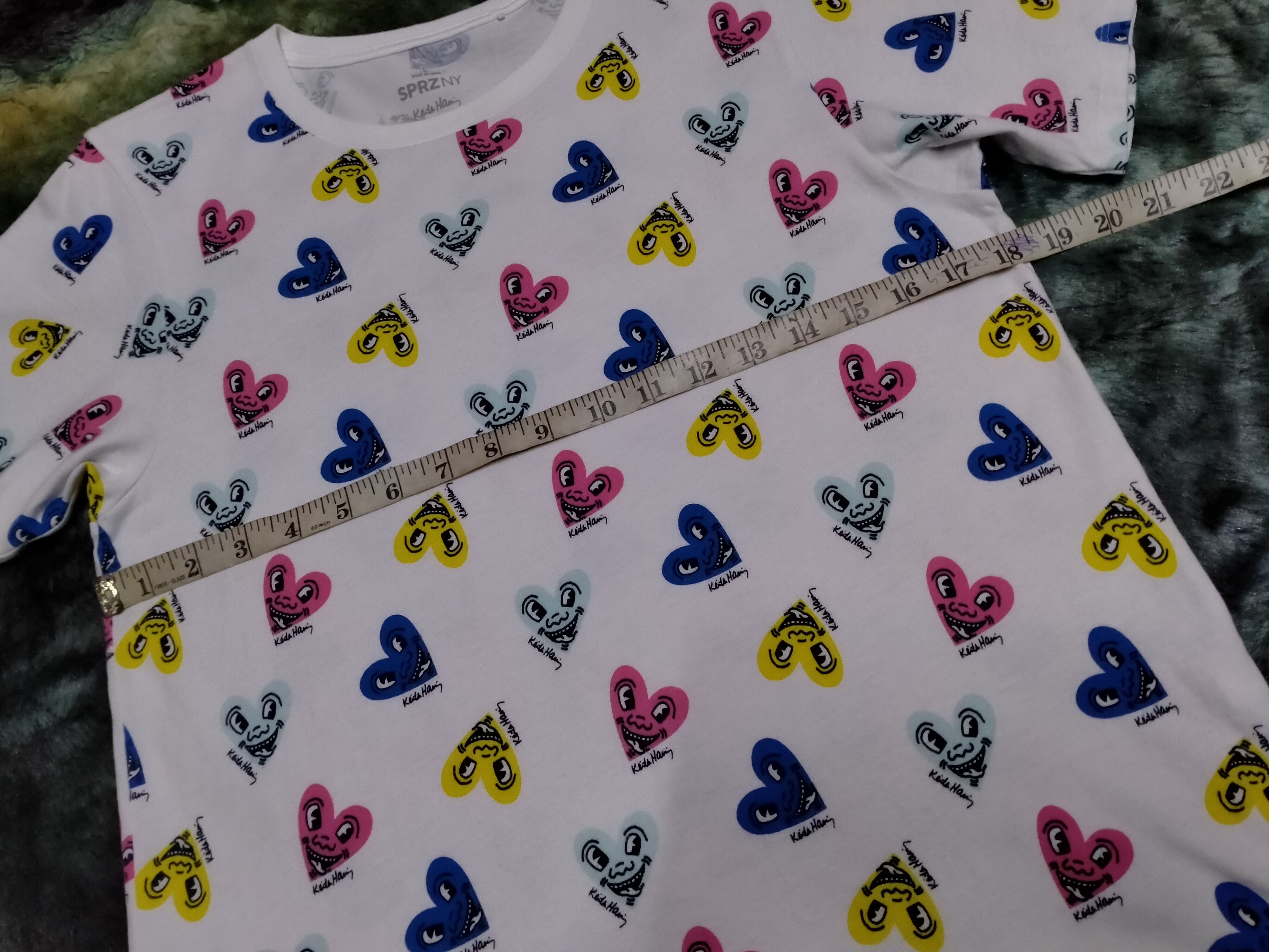 Japanese Brand × Keith Haring × Uniqlo Keith Haring X Uniqlo Overprint tee - woman Size L / US 10 / IT 46 - 8 Thumbnail