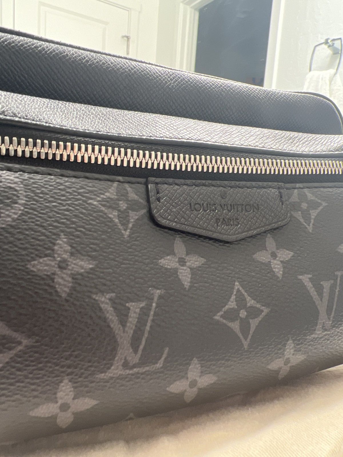Louis Vuitton Louis Vuitton Outdoor Messenger Size ONE SIZE - 2 Thumbnail