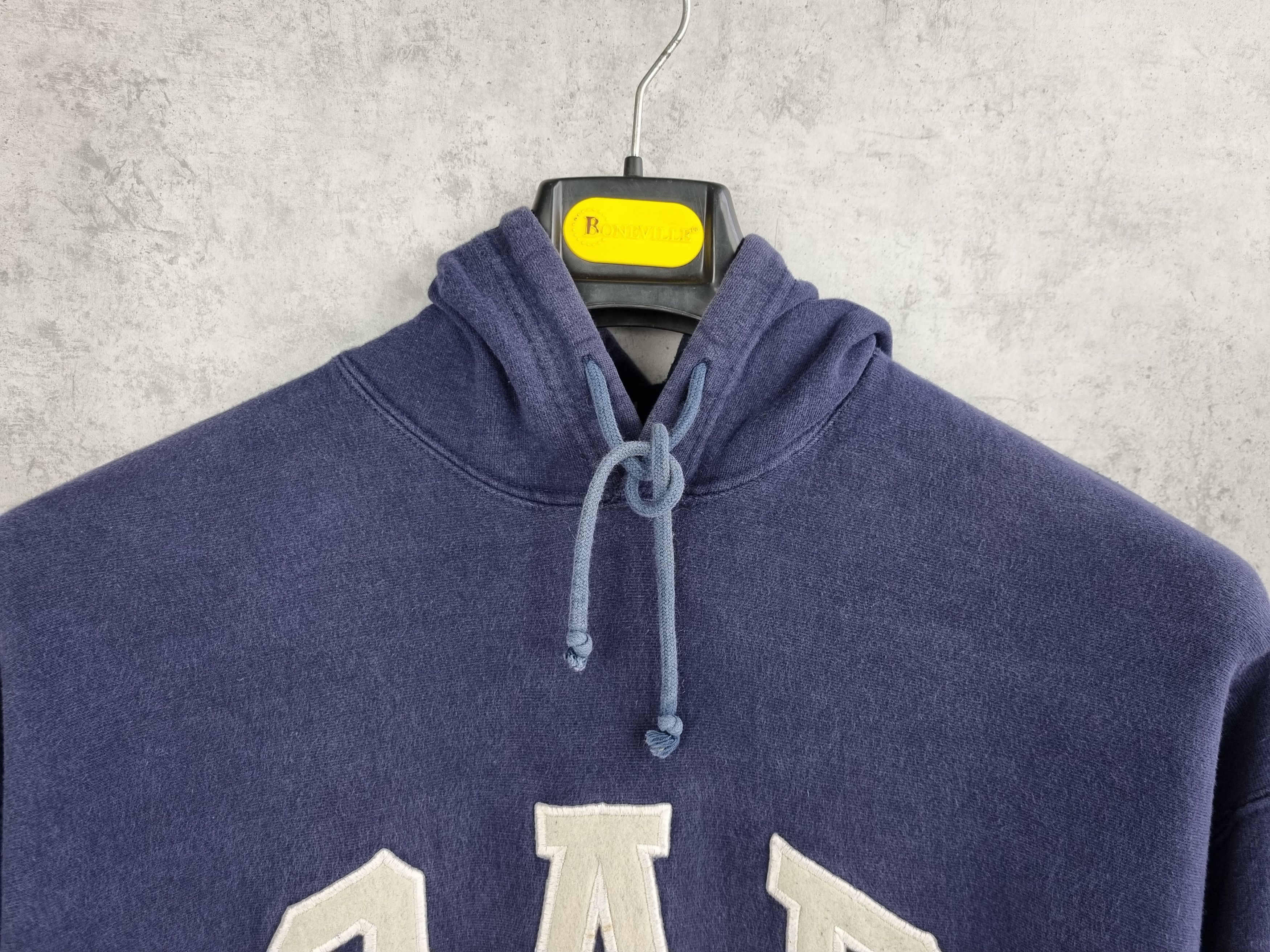 Gap 90s GAP Athletic Made in USA Spellout Big Logo Hoodie Size US L / EU 52-54 / 3 - 5 Thumbnail