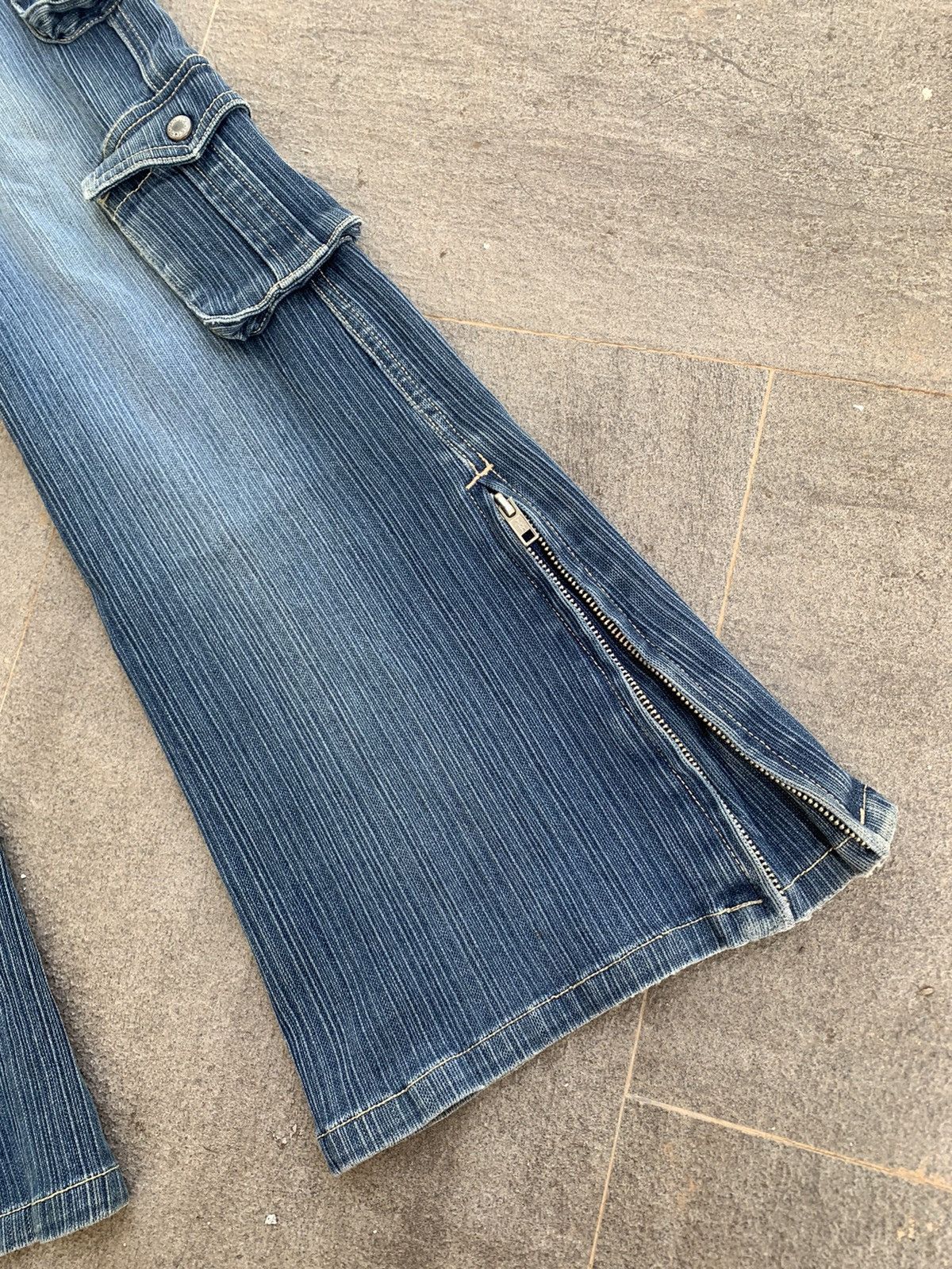 Other Vanilla Star Strecthable Bootcut Cargo Pants for Women Size US 29 - 10 Thumbnail