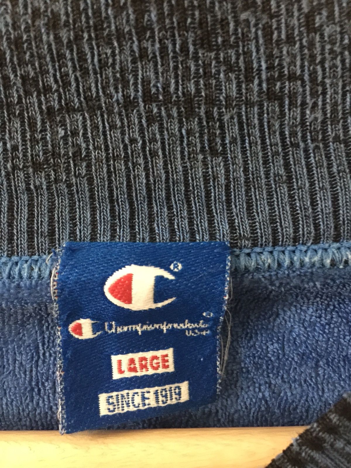 Champion × Vintage Vintage 80’s Champion Spell Out Big Logo Sweatshirts Size US L / EU 52-54 / 3 - 3 Thumbnail