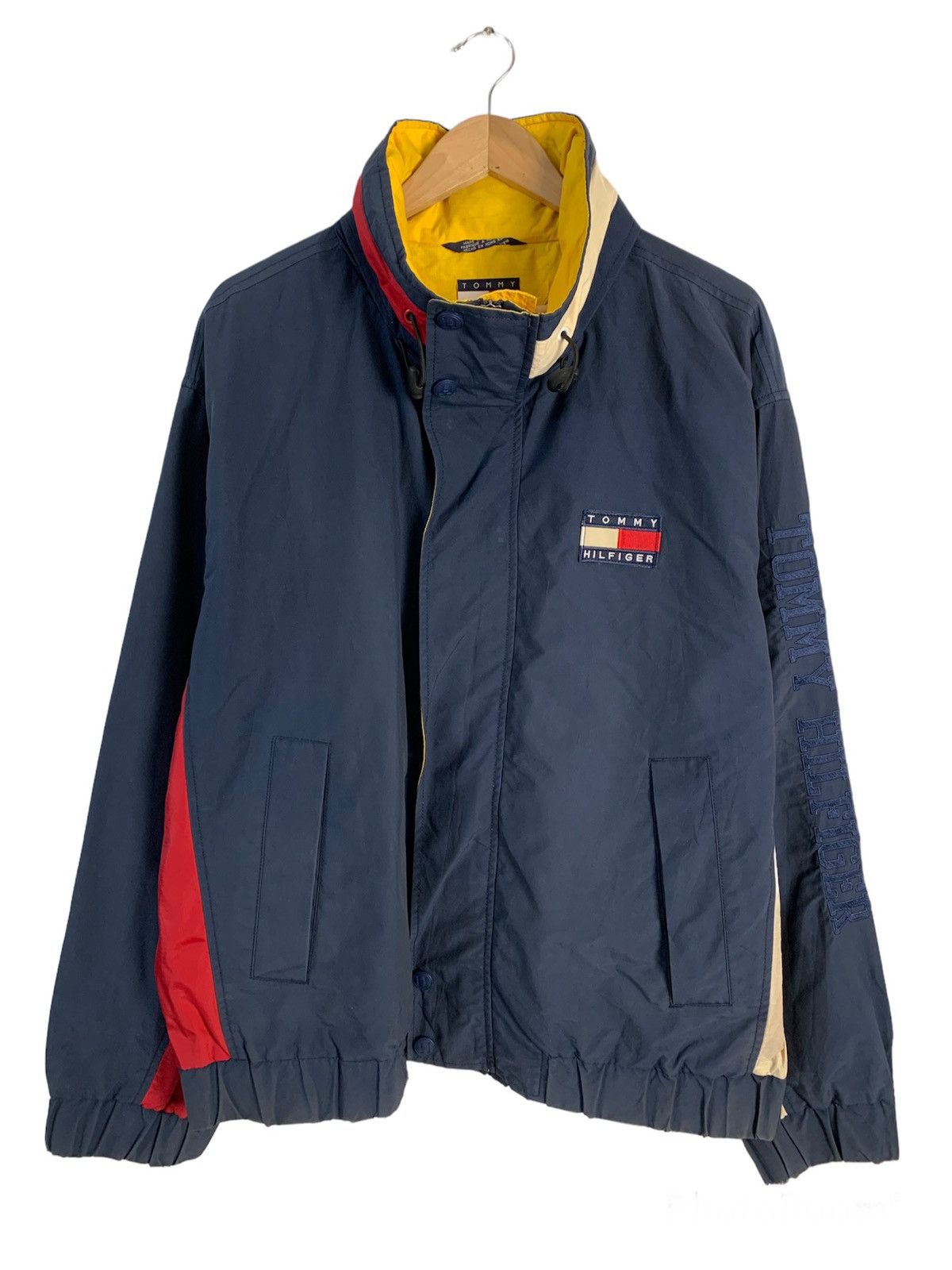 Tommy Hilfiger Tommy Hilfiger Windbreaker Jacket Size US L / EU 52-54 / 3 - 1 Thumbnail