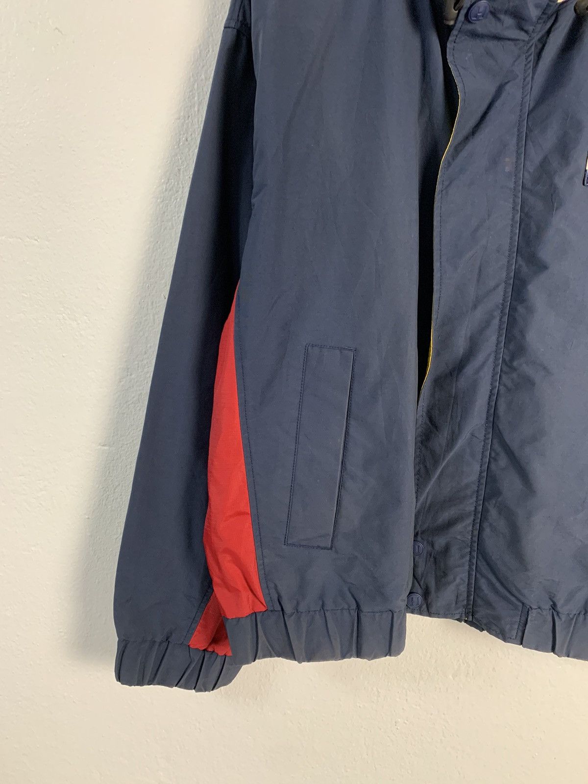 Tommy Hilfiger Tommy Hilfiger Windbreaker Jacket Size US L / EU 52-54 / 3 - 3 Thumbnail