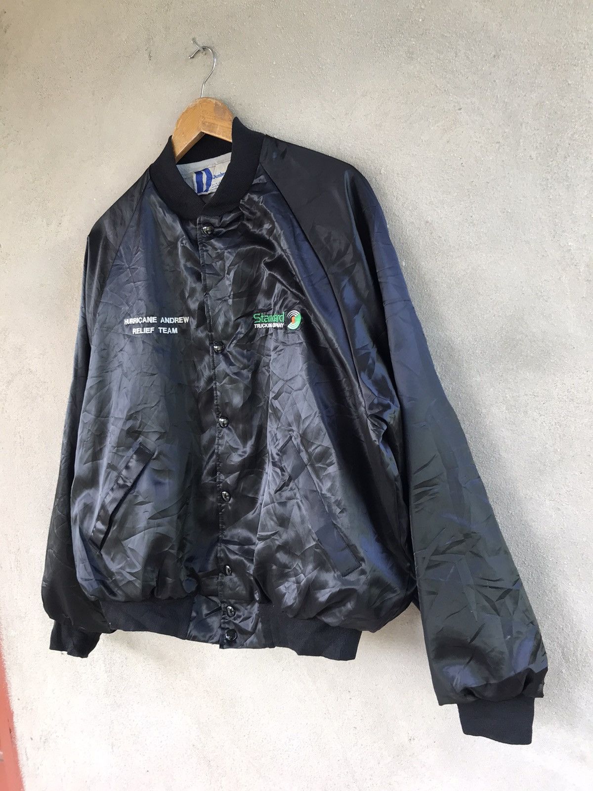 Vintage RARE VINTAGE DUNBROOKE HURRICANE VARSITY STYLE JACKET Size US L / EU 52-54 / 3 - 3 Thumbnail