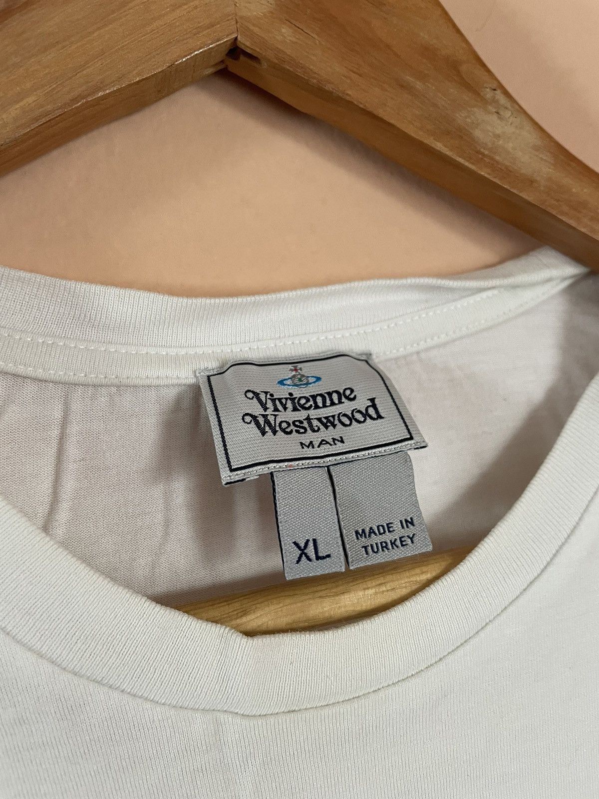 Vivienne Westwood Vivienne Westwood Mini logo T-shirt Size US M / EU 48-50 / 2 - 4 Thumbnail