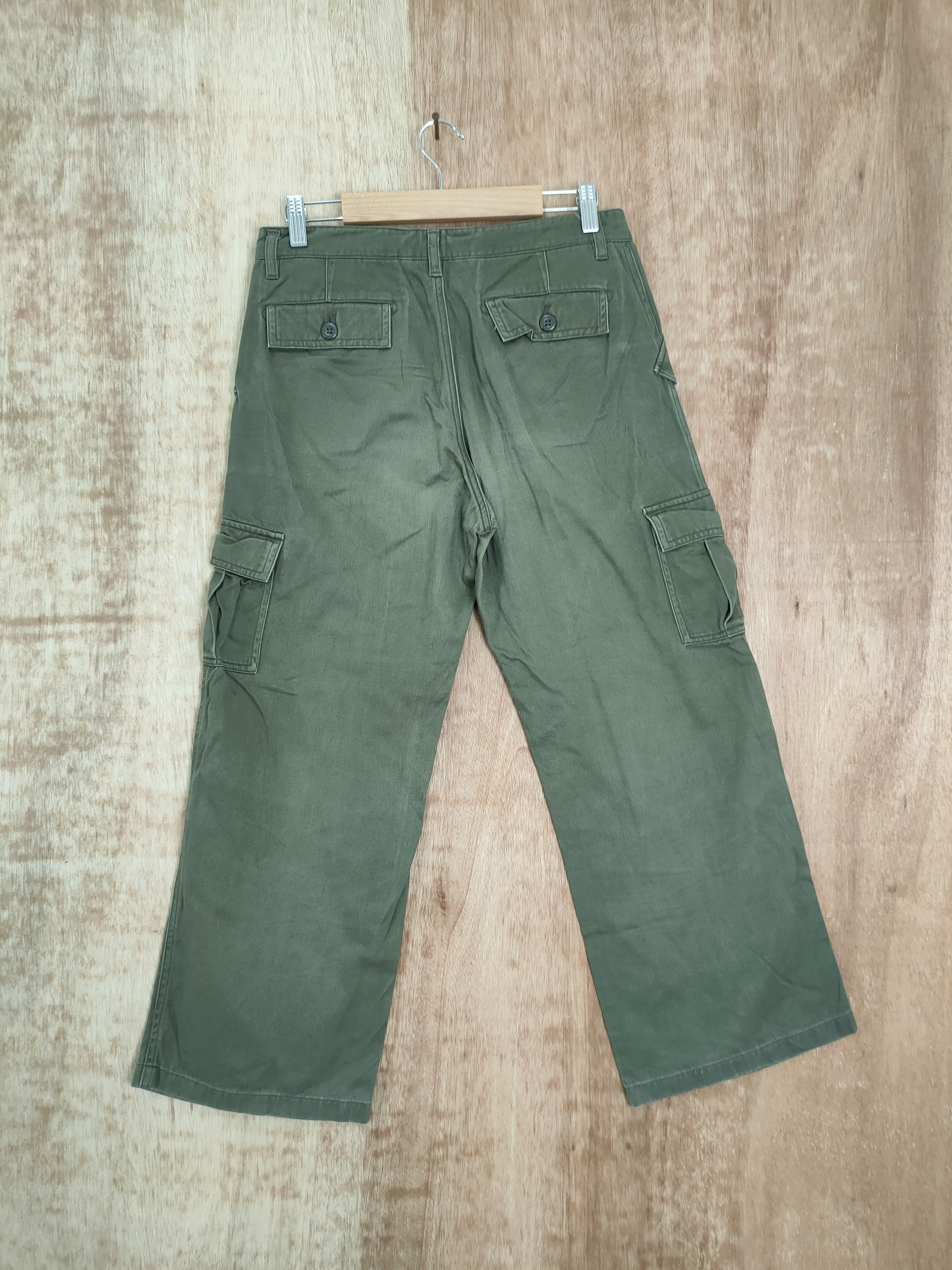 Japanese Brand × Uniqlo DL uniqlo japan green multipocket tactical cargo pants #4147 Size US 26 / EU 42 - 6 Thumbnail
