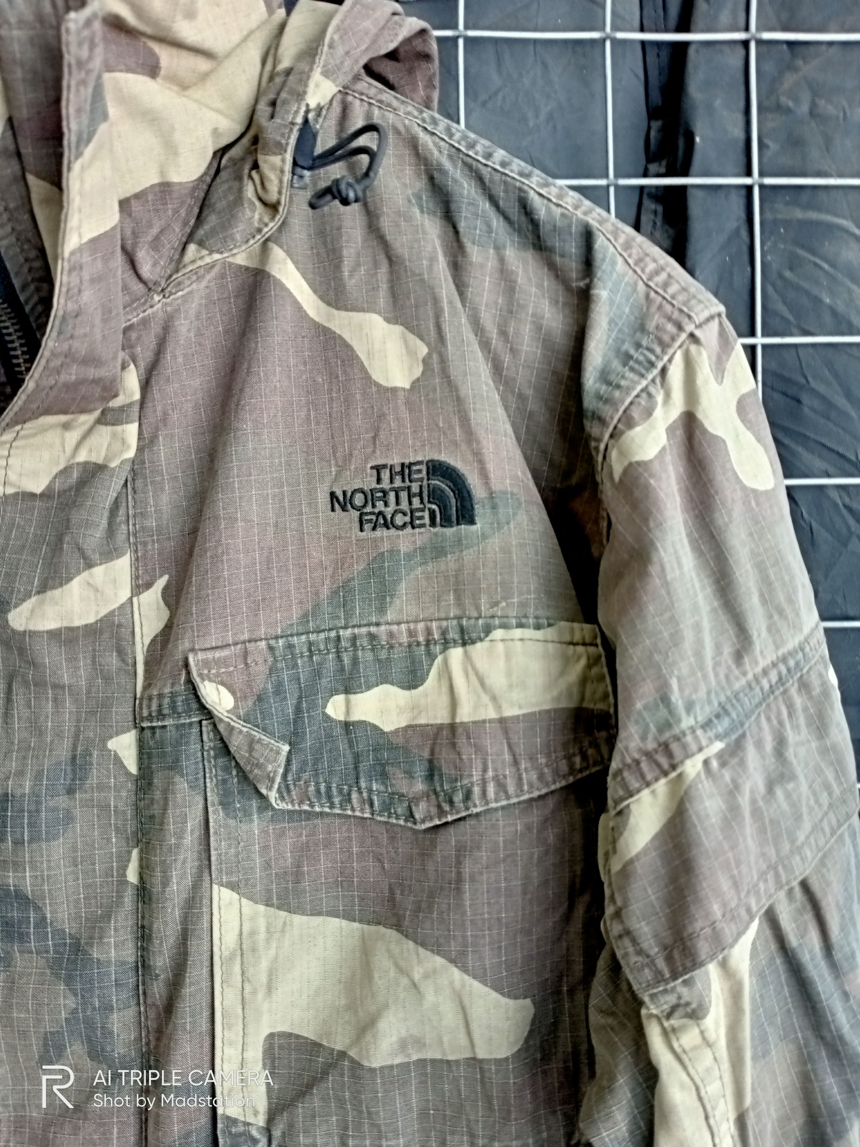 THE NORTH FACE CAMO HOODIE JACKET