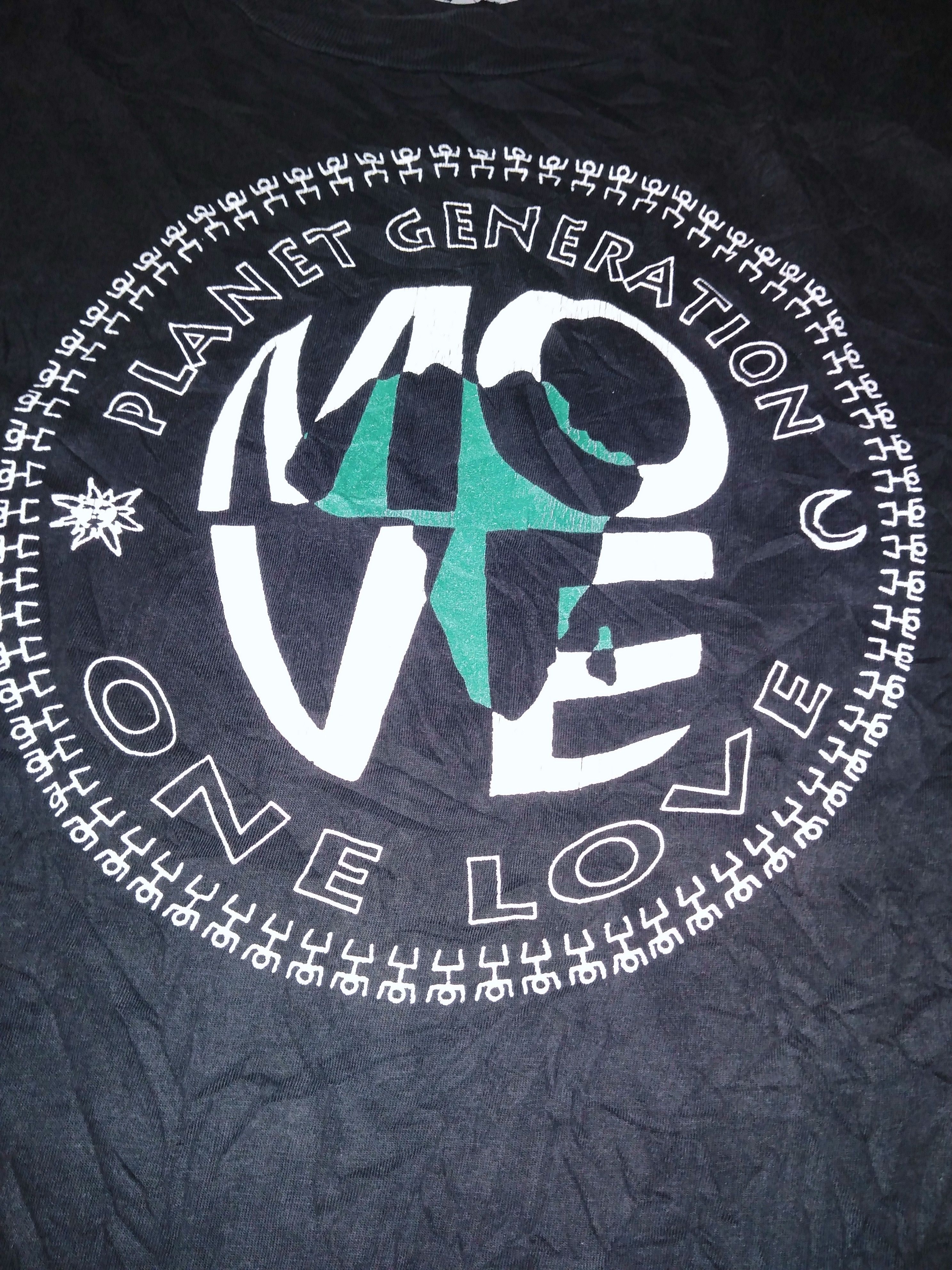 agnes b. Vintage Agnes B Planet Generation One Love Tshirt Size US L / EU 52-54 / 3 - 1 Thumbnail