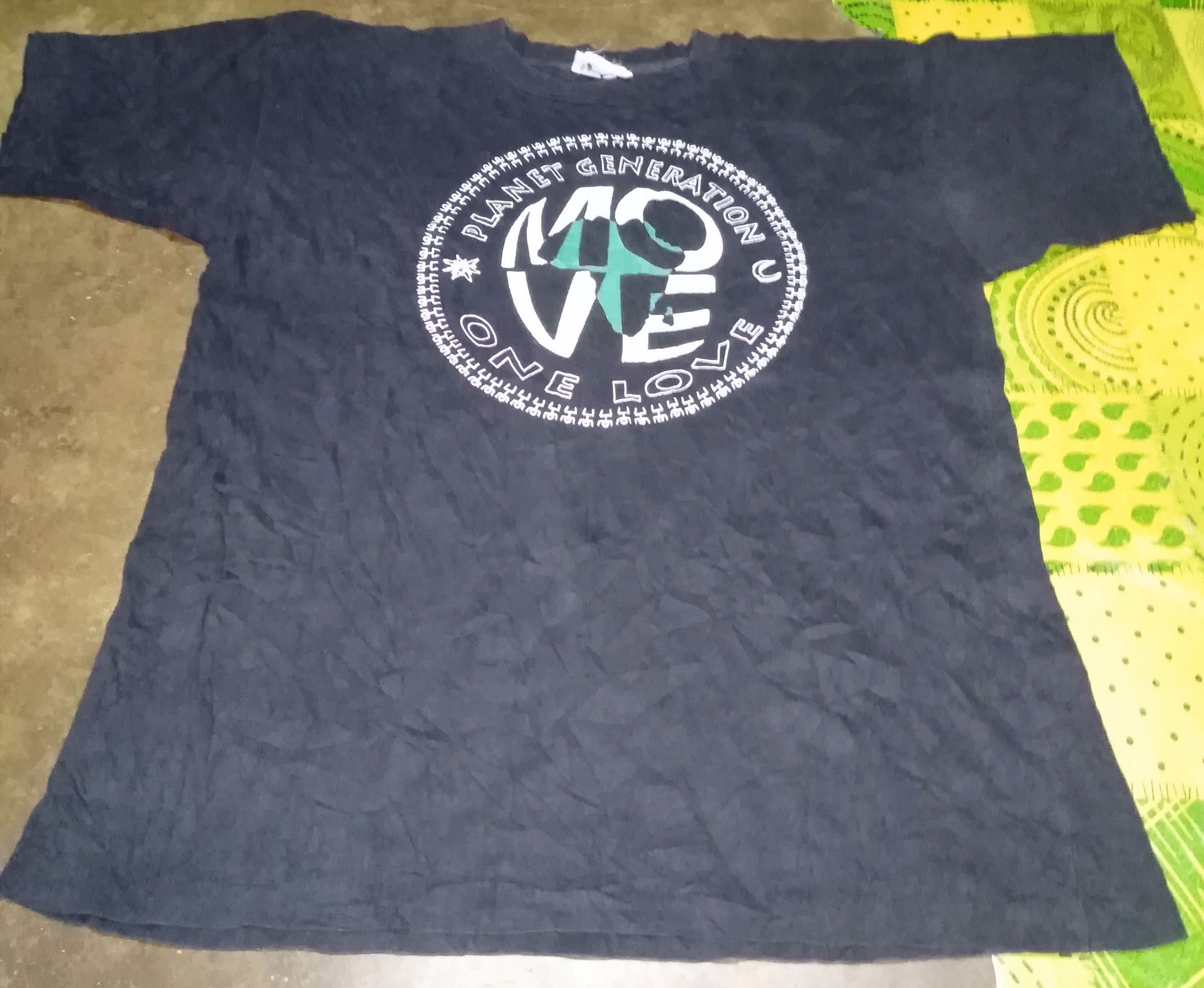 agnes b. Vintage Agnes B Planet Generation One Love Tshirt Size US L / EU 52-54 / 3 - 5 Thumbnail