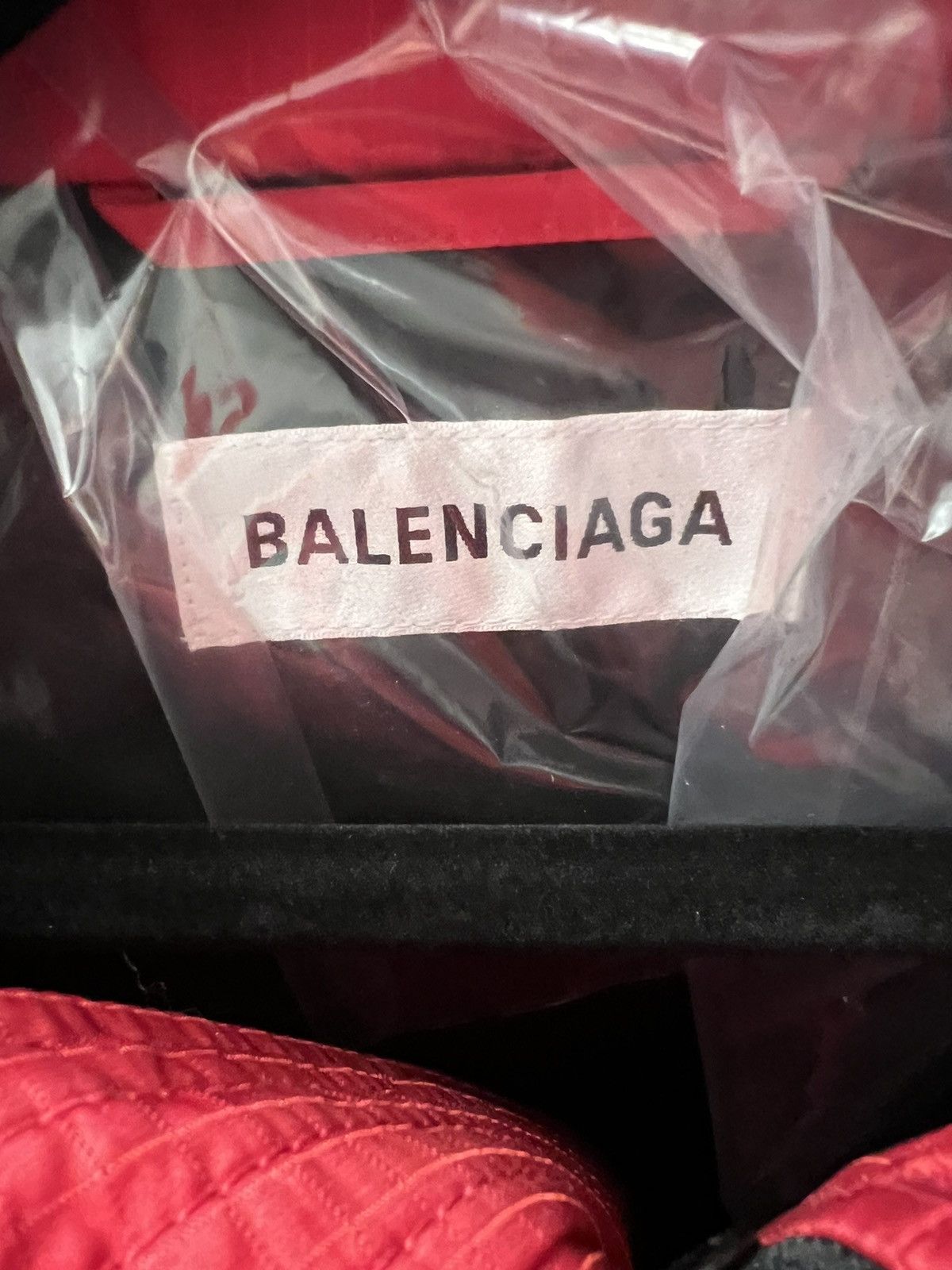 Balenciaga SS22 Balenciaga Mega puffer Size US L / EU 52-54 / 3 - 9 Thumbnail