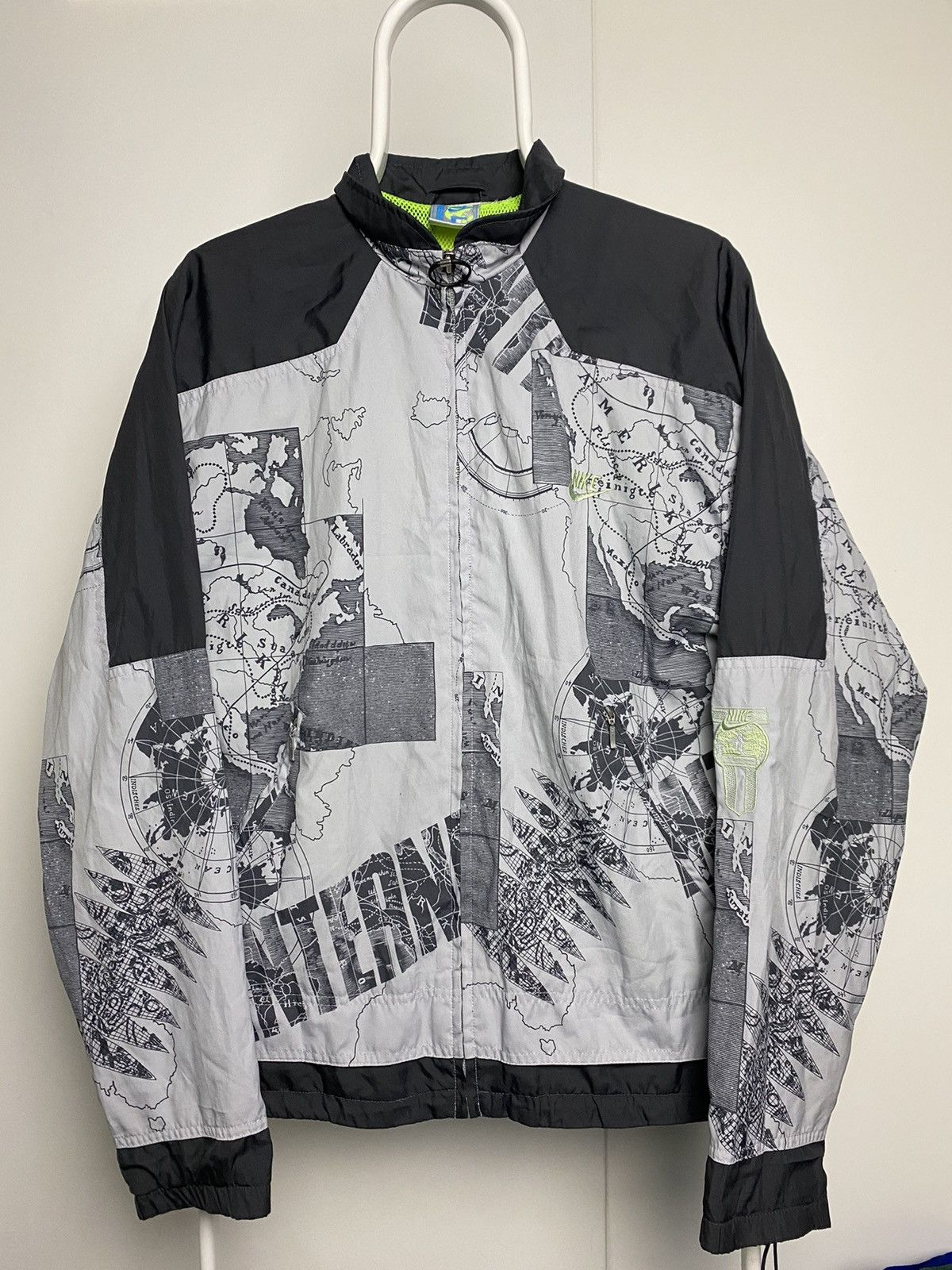 Nike Nike International vintage full print windbreaker grey 90s Size US M / EU 48-50 / 2 - 1 Thumbnail