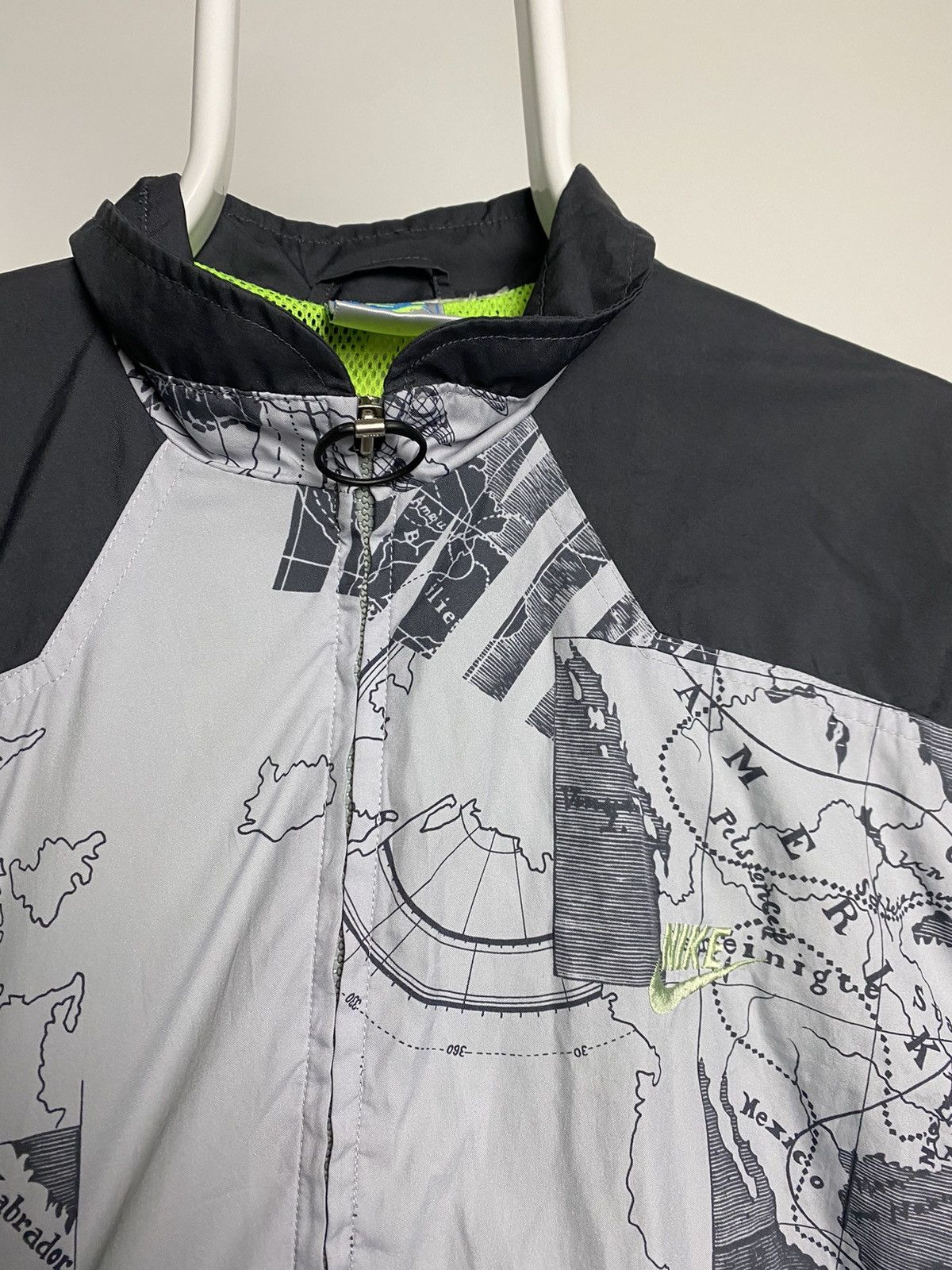 Nike Nike International vintage full print windbreaker grey 90s Size US M / EU 48-50 / 2 - 2 Thumbnail