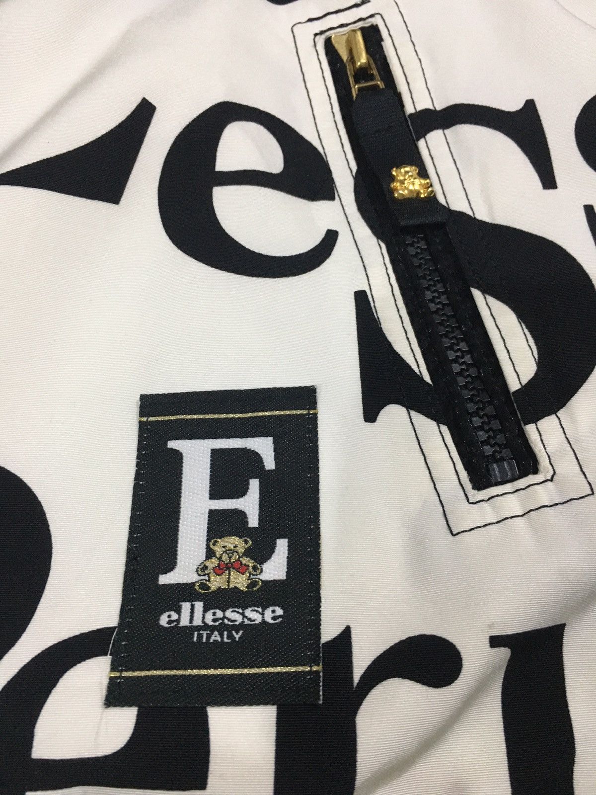 Ellesse VINTAGE ELLESSE PERUGIA ITALIA FULLPRINT HOODIE JACKET Size US L / EU 52-54 / 3 - 5 Thumbnail