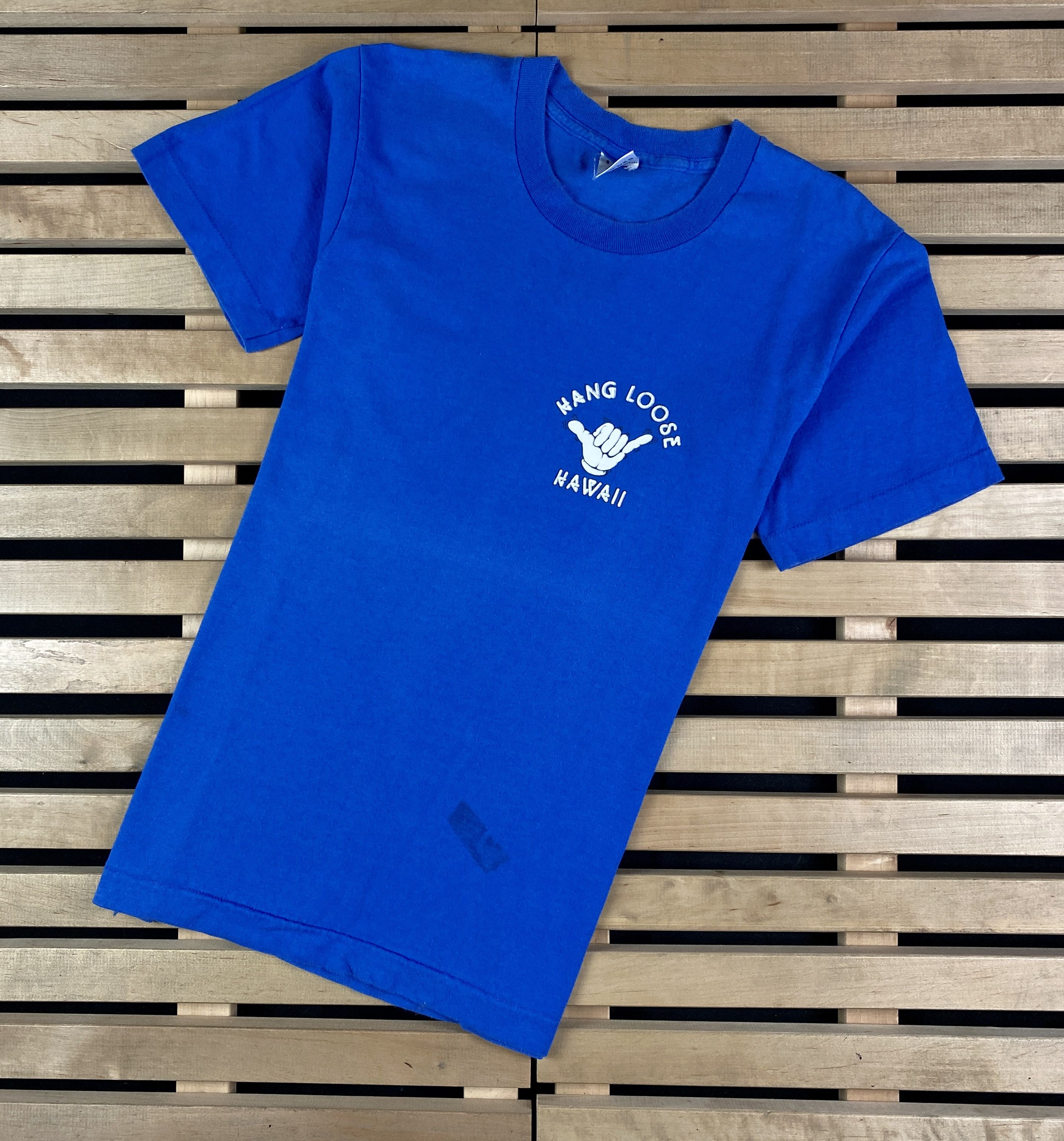 Vintage Mens Vintage T Shirt Surf Style Size S Size US S / EU 44-46 / 1 - 1 Thumbnail