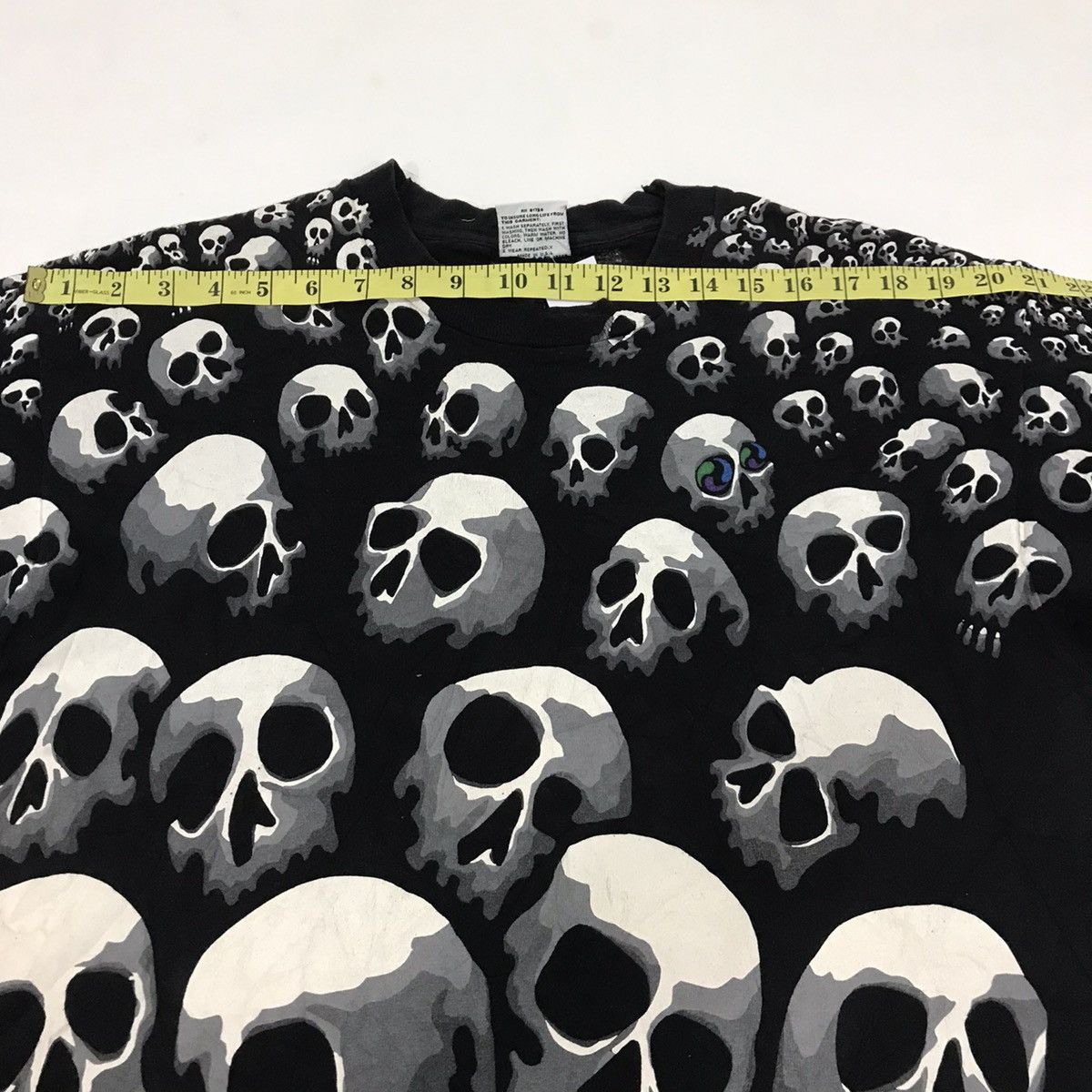 Liquid Blue Vintage 1992 Skull Liquid Blue Full Print by Chris Pinkerson Size US L / EU 52-54 / 3 - 15 Thumbnail