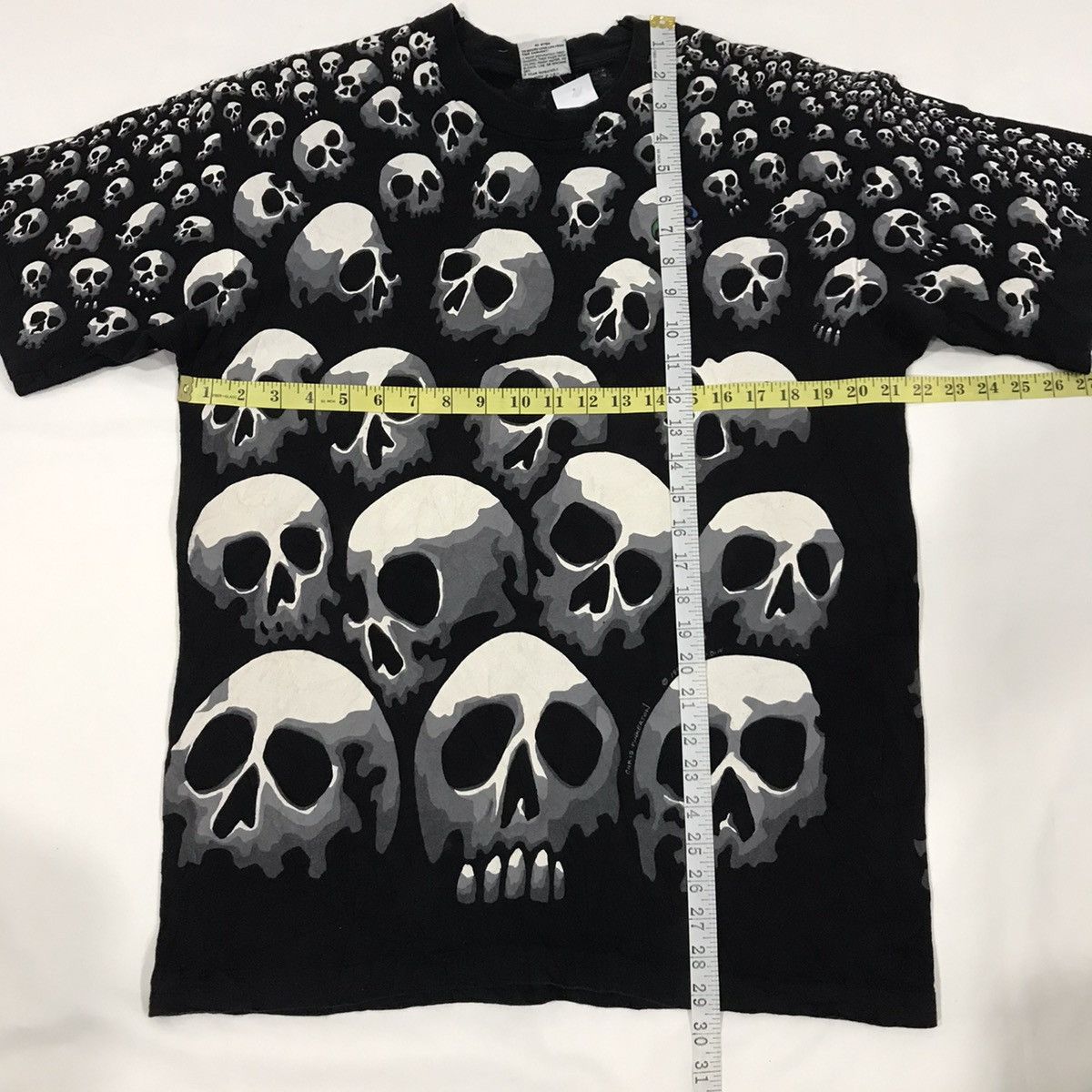 Liquid Blue Vintage 1992 Skull Liquid Blue Full Print by Chris Pinkerson Size US L / EU 52-54 / 3 - 14 Thumbnail