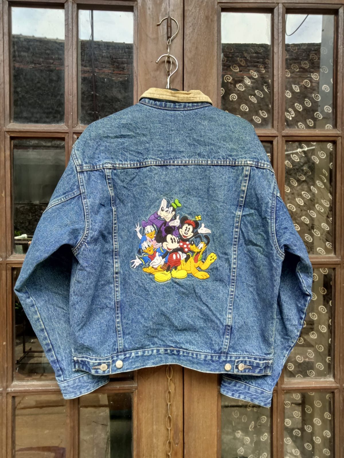 90s DISNEY Denim Jacket Flannel Lined Medium Oversize