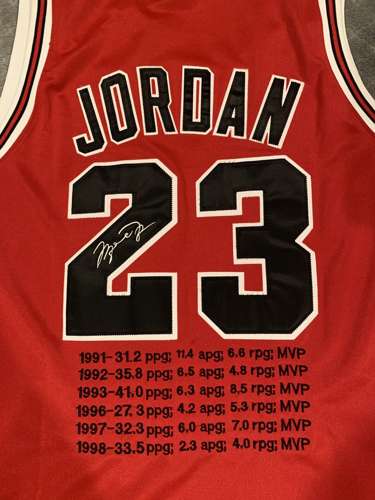 Mitchell & Ness Men's Michael Jordan Chicago Bulls 1991 Hardwood Classics