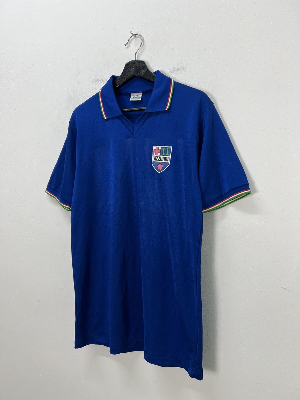 Diadora VINTAGE DIADORA NAZIONALE ITALIANA DI CALCIO AZZURRI 10 Size US M / EU 48-50 / 2 - 2 Thumbnail