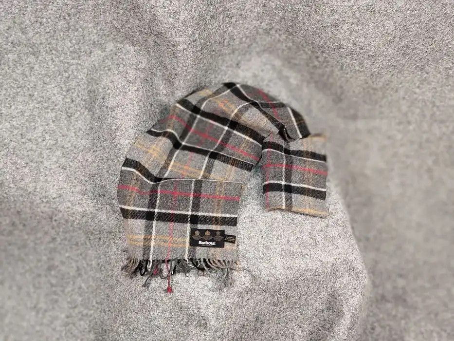 Barbour Barbour Classic Checkered Scarf Cashmere / Merino Wool Size ONE SIZE - 6 Thumbnail