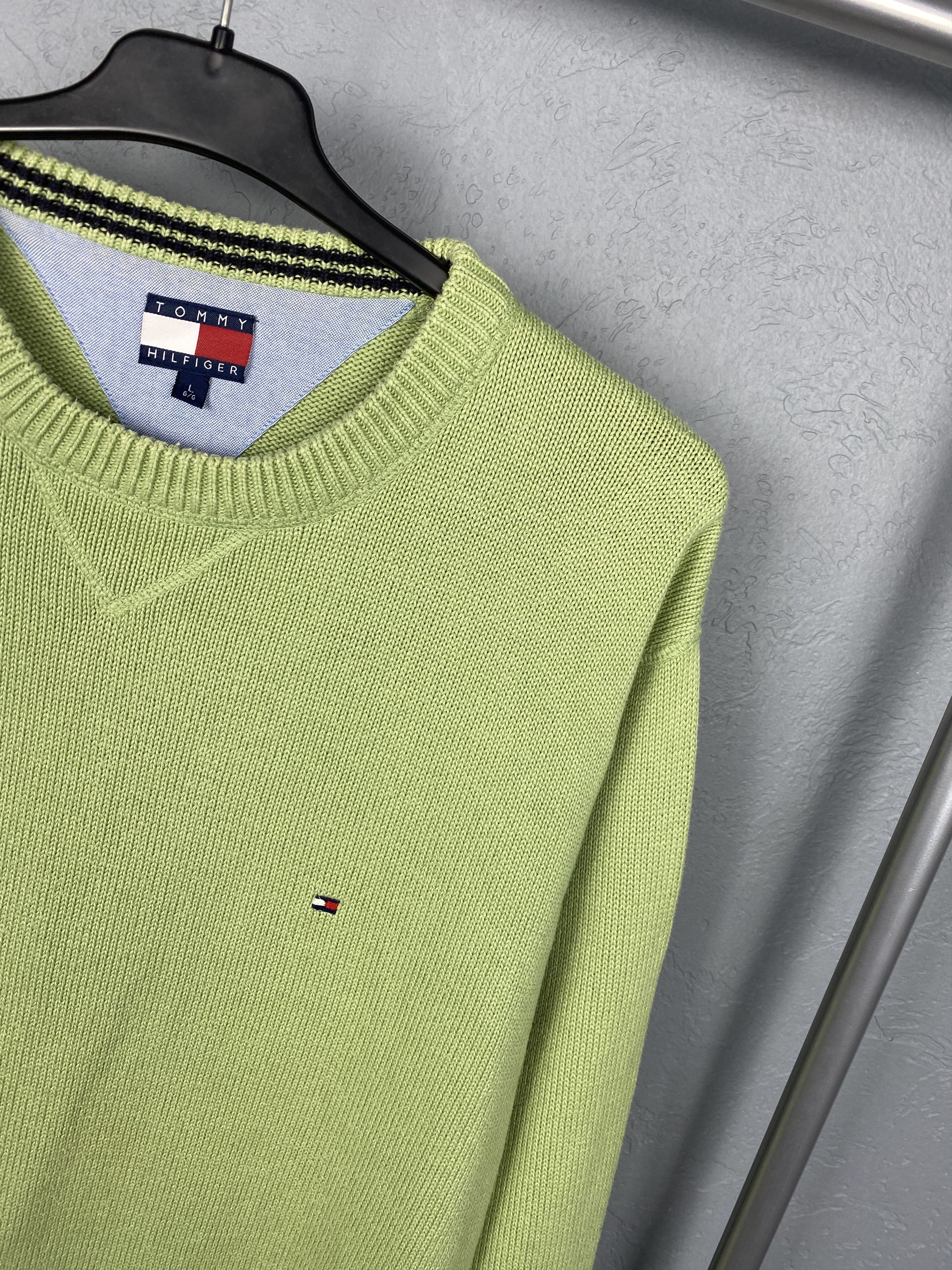 Tommy Hilfiger Tommy Hilfiger Vintage Mens Knit Sweater Knitwear Size US L / EU 52-54 / 3 - 2 Thumbnail