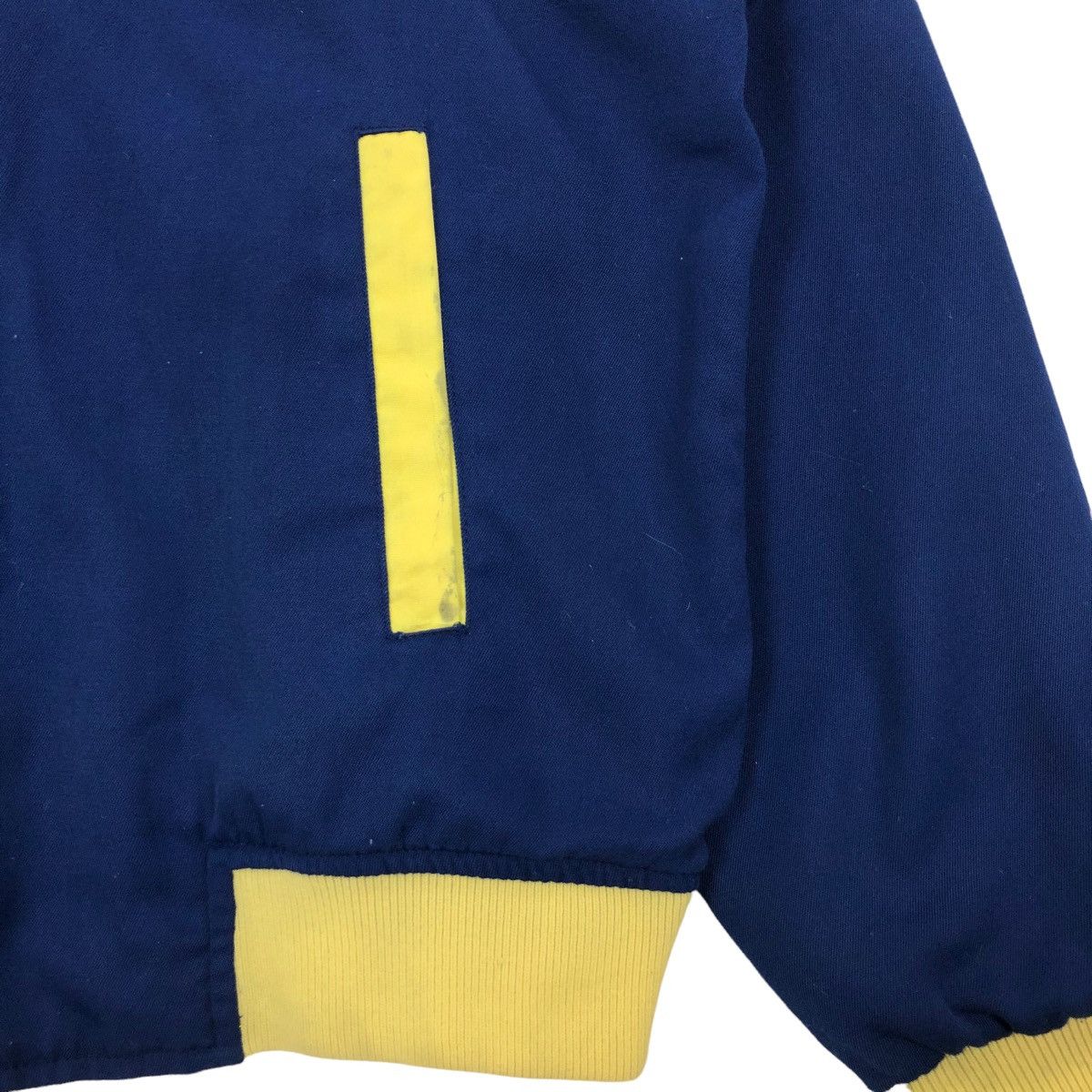 Vintage Vintage Michelin Reversible Light Jacket Spell Out Logo Size US S / EU 44-46 / 1 - 8 Thumbnail
