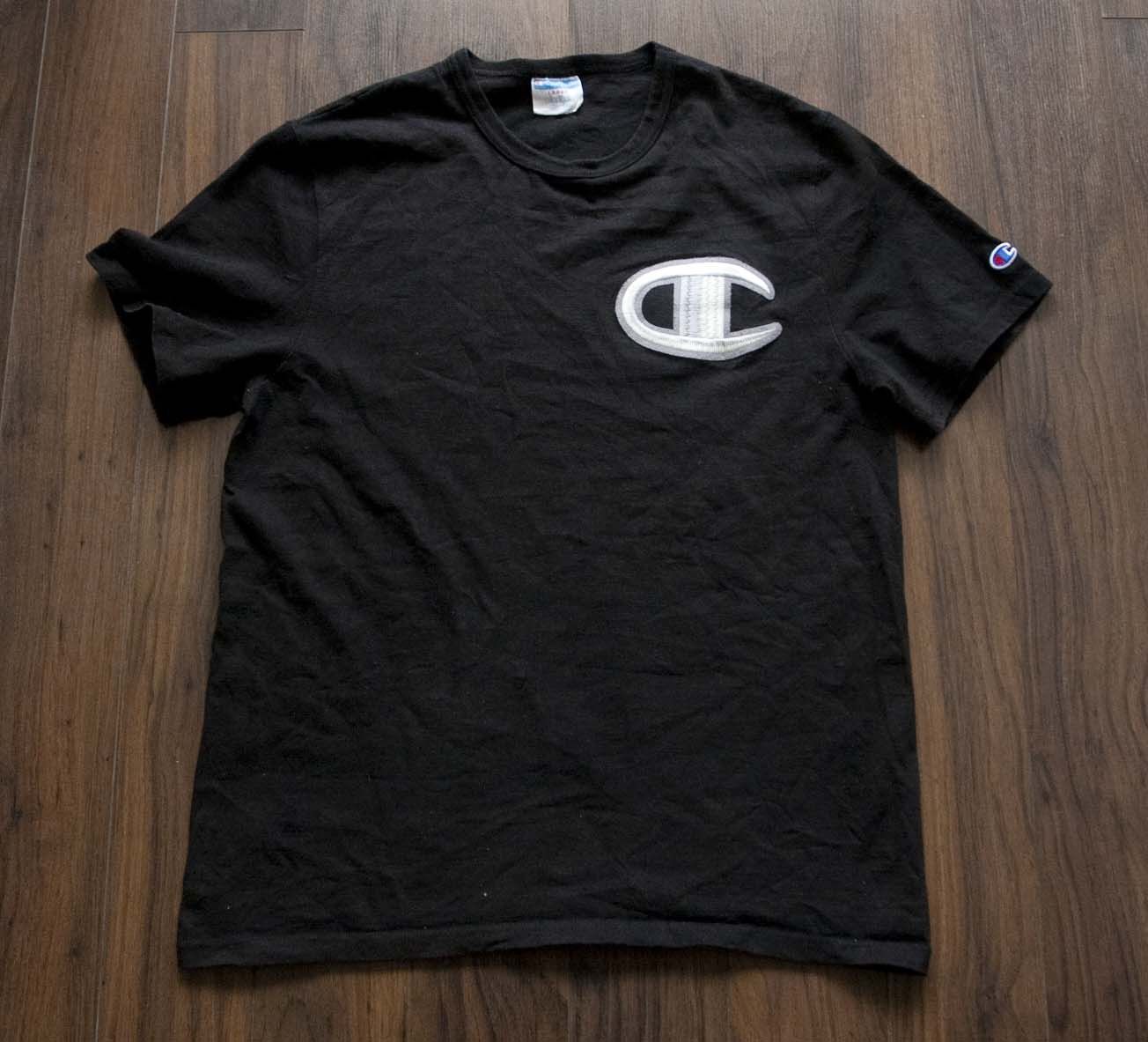 Champion * Champion T Shirt Big Logo Embroidered Size L Size US L / EU 52-54 / 3 - 1 Thumbnail