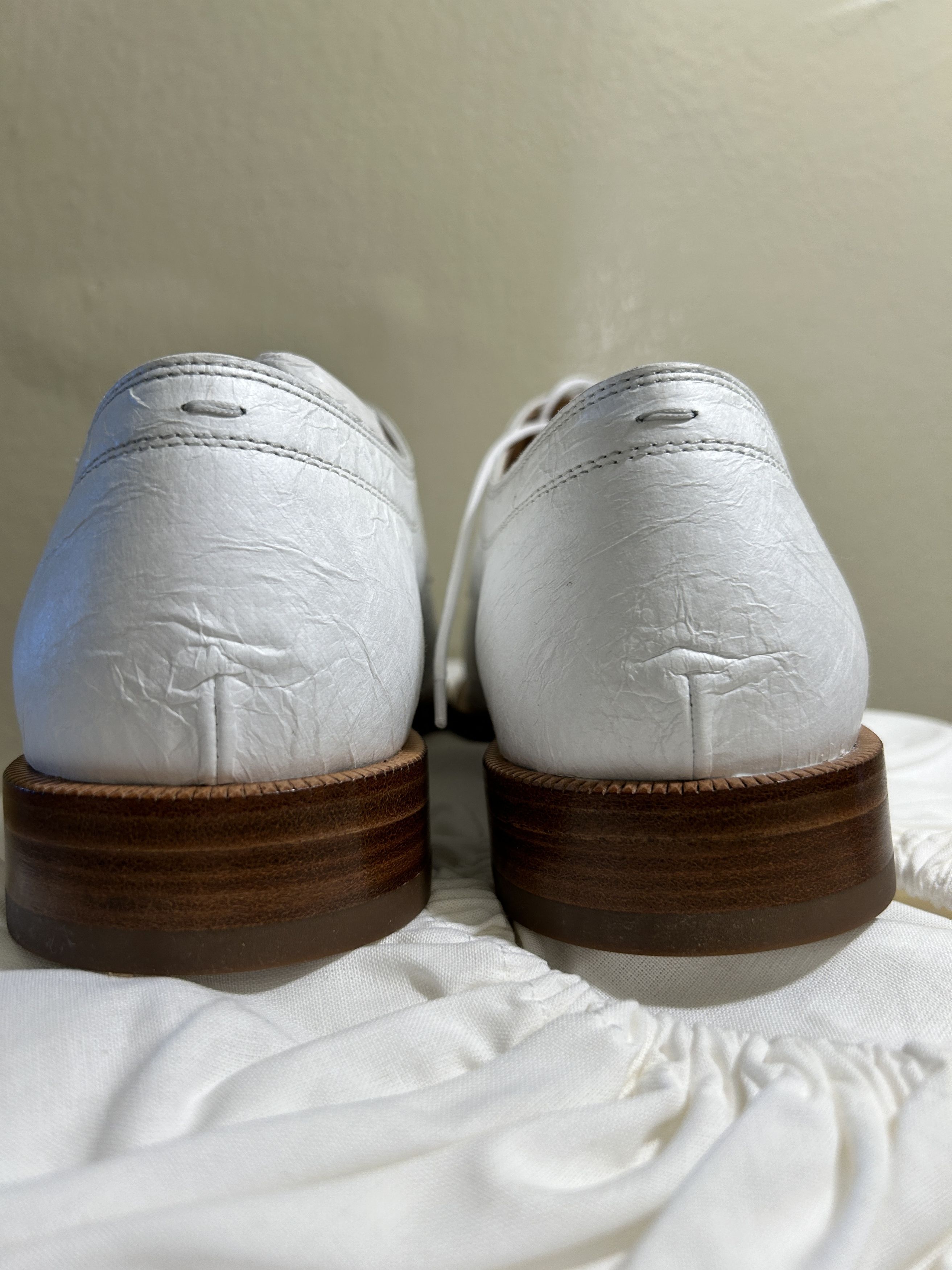 Maison Margiela Tabi Split Toe crinkle Leather Derby Shoes - White Size US 8 / EU 41 - 6 Thumbnail