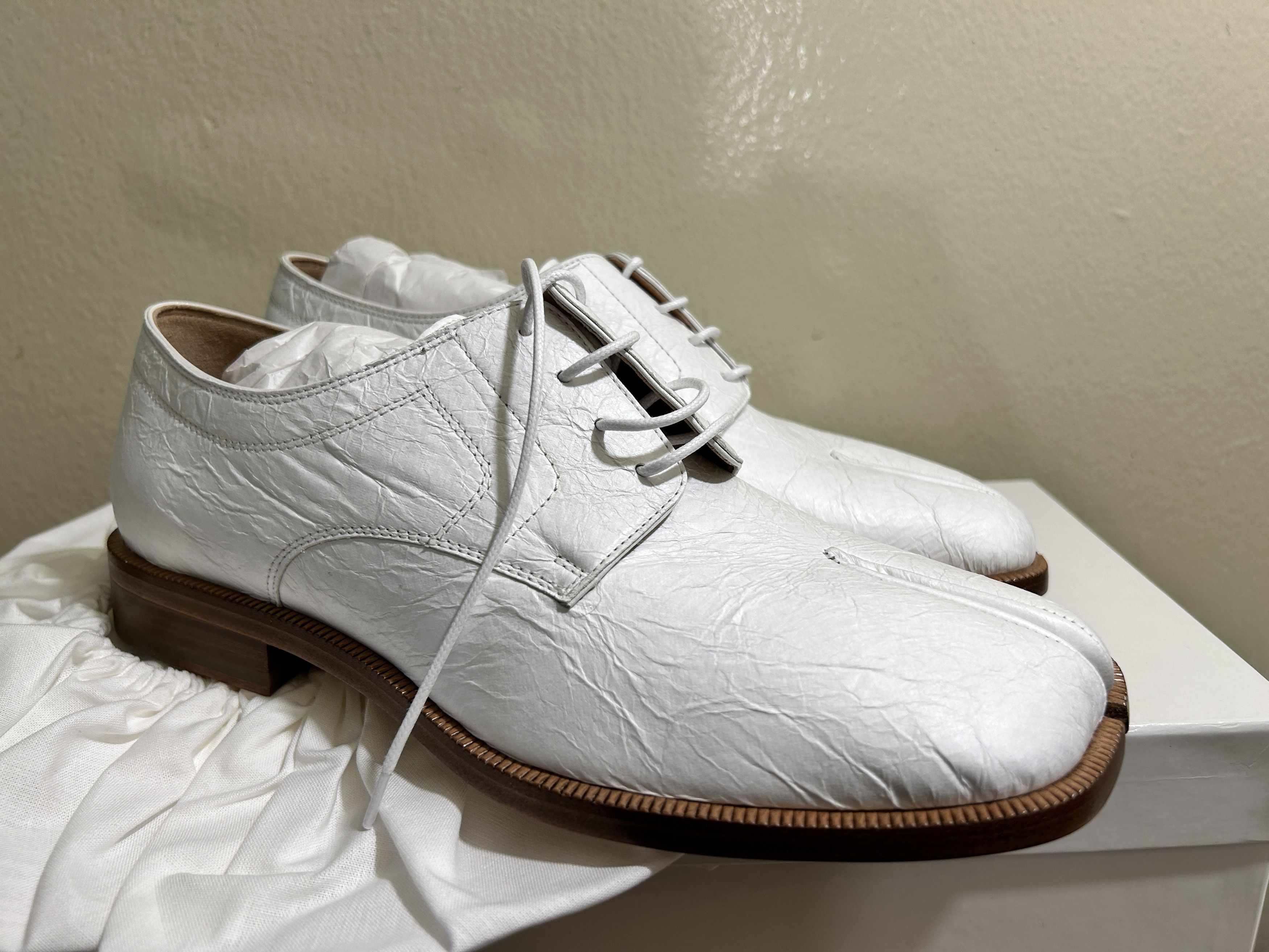 Maison Margiela Tabi Split Toe crinkle Leather Derby Shoes - White Size US 8 / EU 41 - 2 Thumbnail