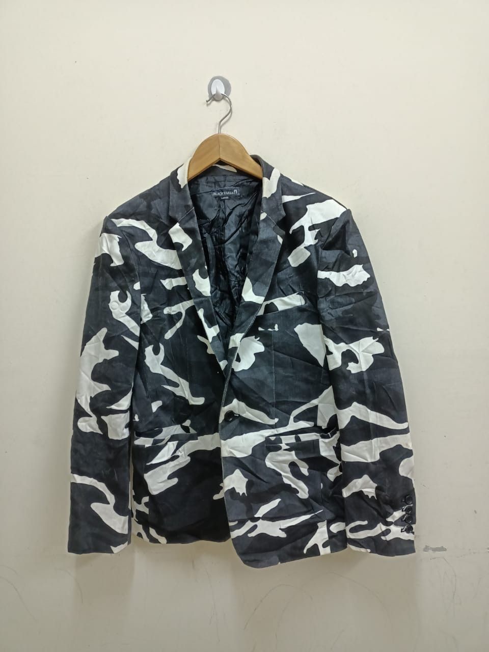 Designer × Japanese Brand Black Varia Japan punk coat inspired by Seditionaries Size US L / EU 52-54 / 3 - 1 Thumbnail