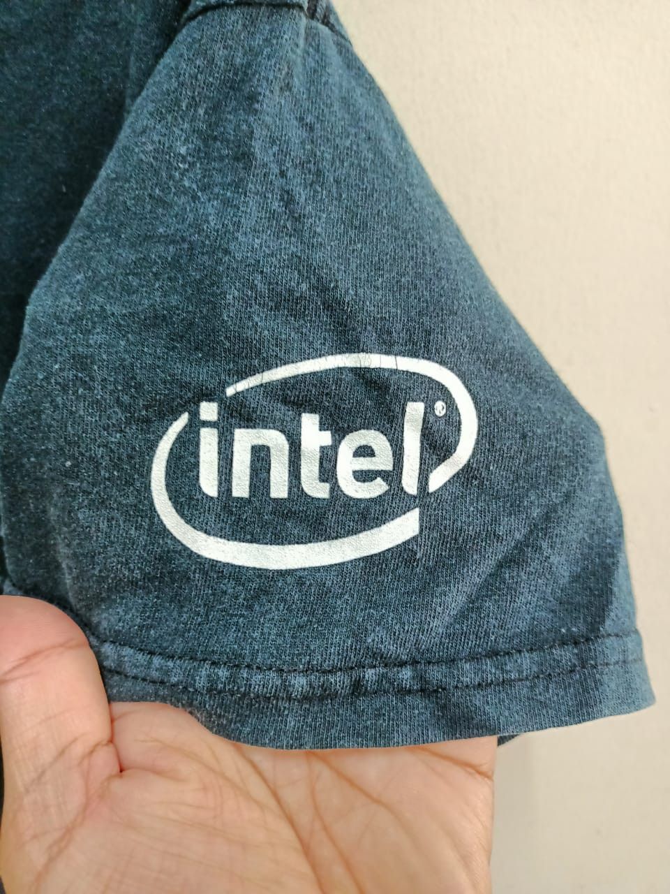 Gildan × Microsoft × Vintage Vintage Intel t-shirt by Gildan Size US M / EU 48-50 / 2 - 3 Thumbnail