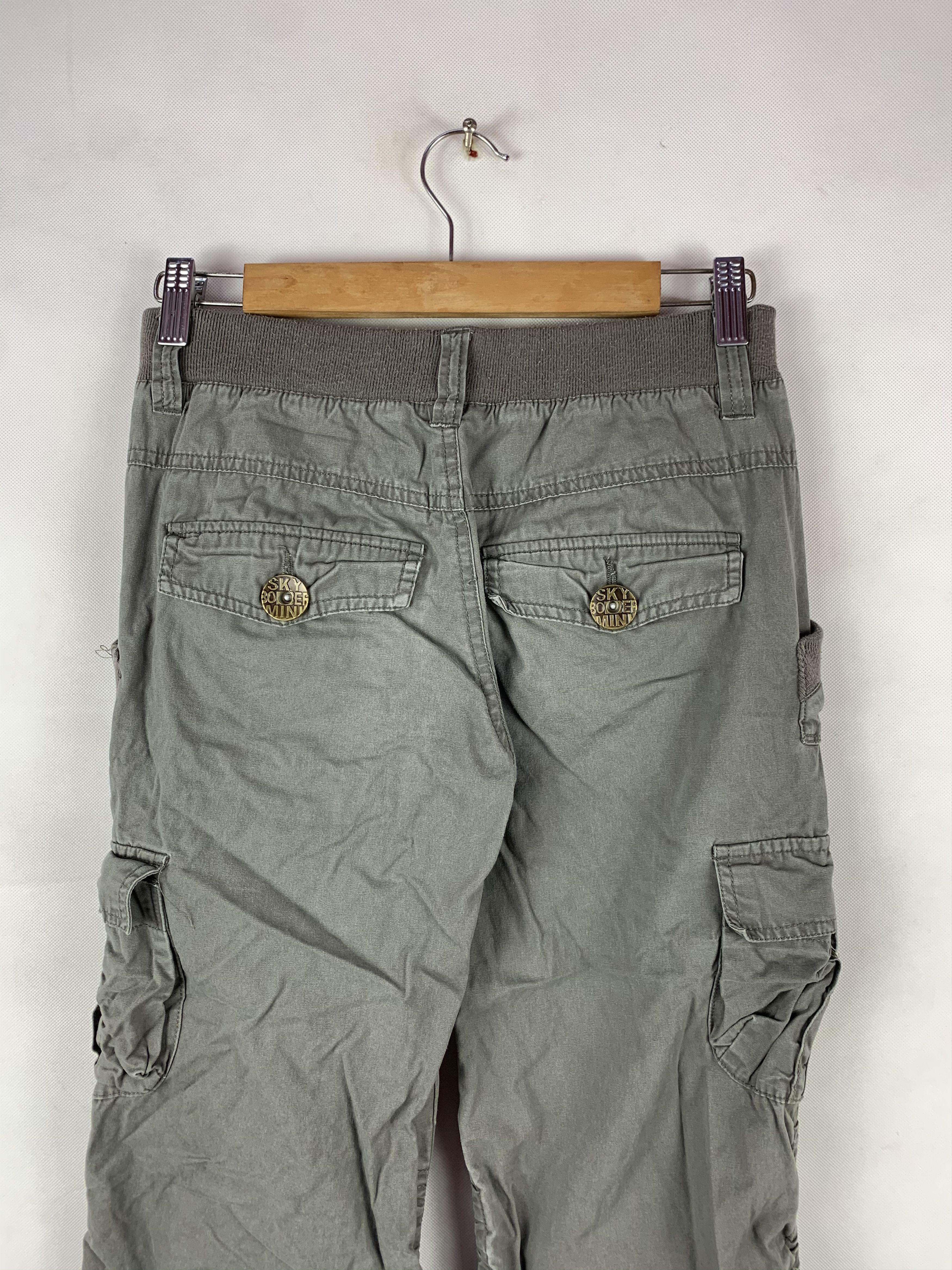 Japanese Brand 🔥Sky Bomber Mini Multipocket Cargo Bondage Short Pants Size US 26 / EU 42 - 4 Thumbnail