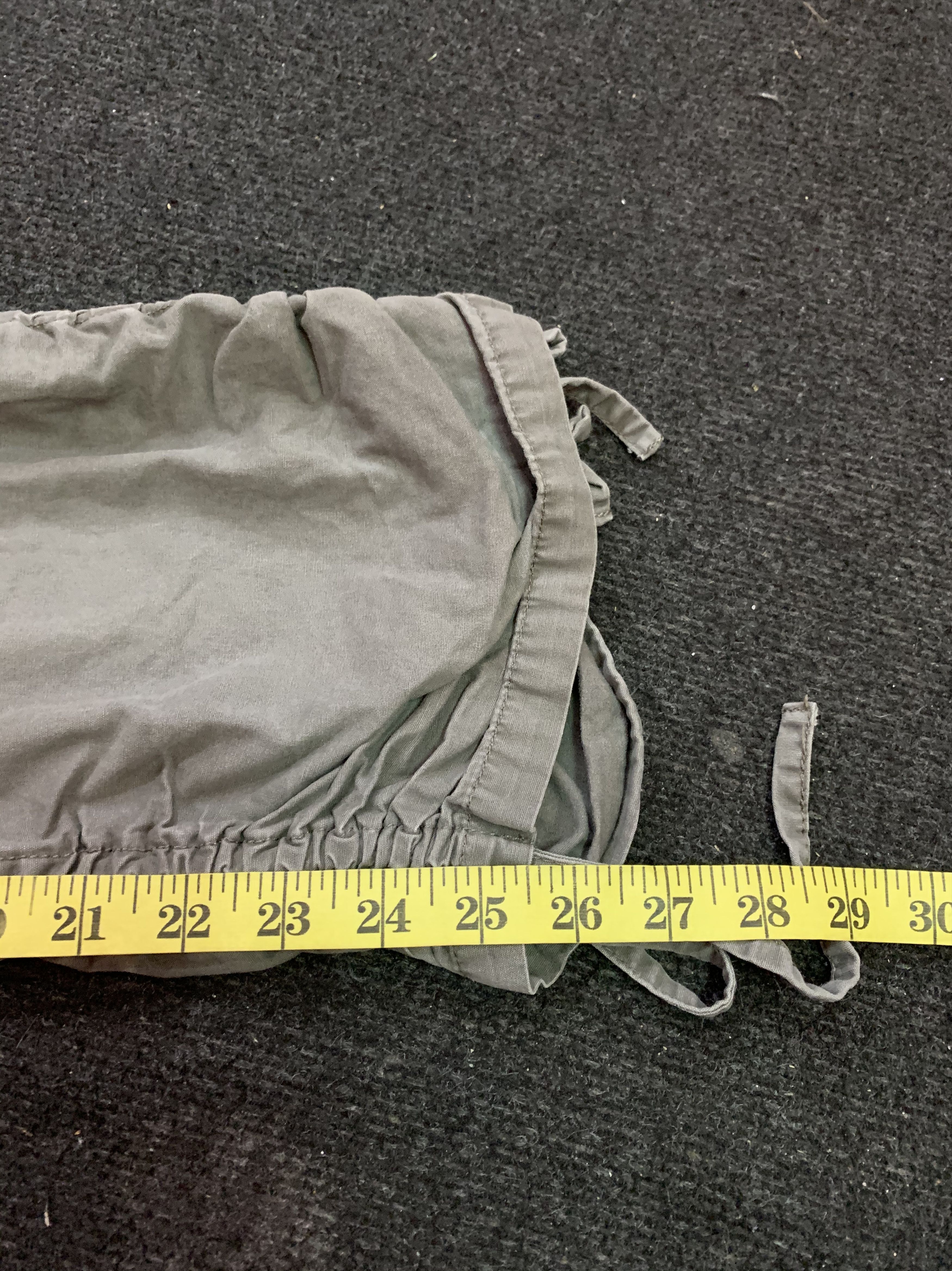 Japanese Brand 🔥Sky Bomber Mini Multipocket Cargo Bondage Short Pants Size US 26 / EU 42 - 13 Thumbnail