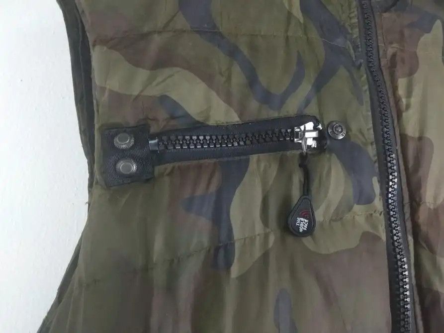 Other Vintage camo army The Noble Face puffer vest jacket Size US L / EU 52-54 / 3 - 9 Thumbnail