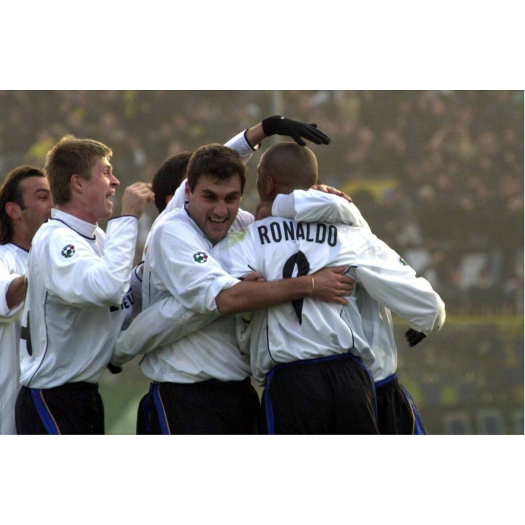 Nike Ronaldo Inter Milan Nike 2001 2002 Away Soccer Jersey L