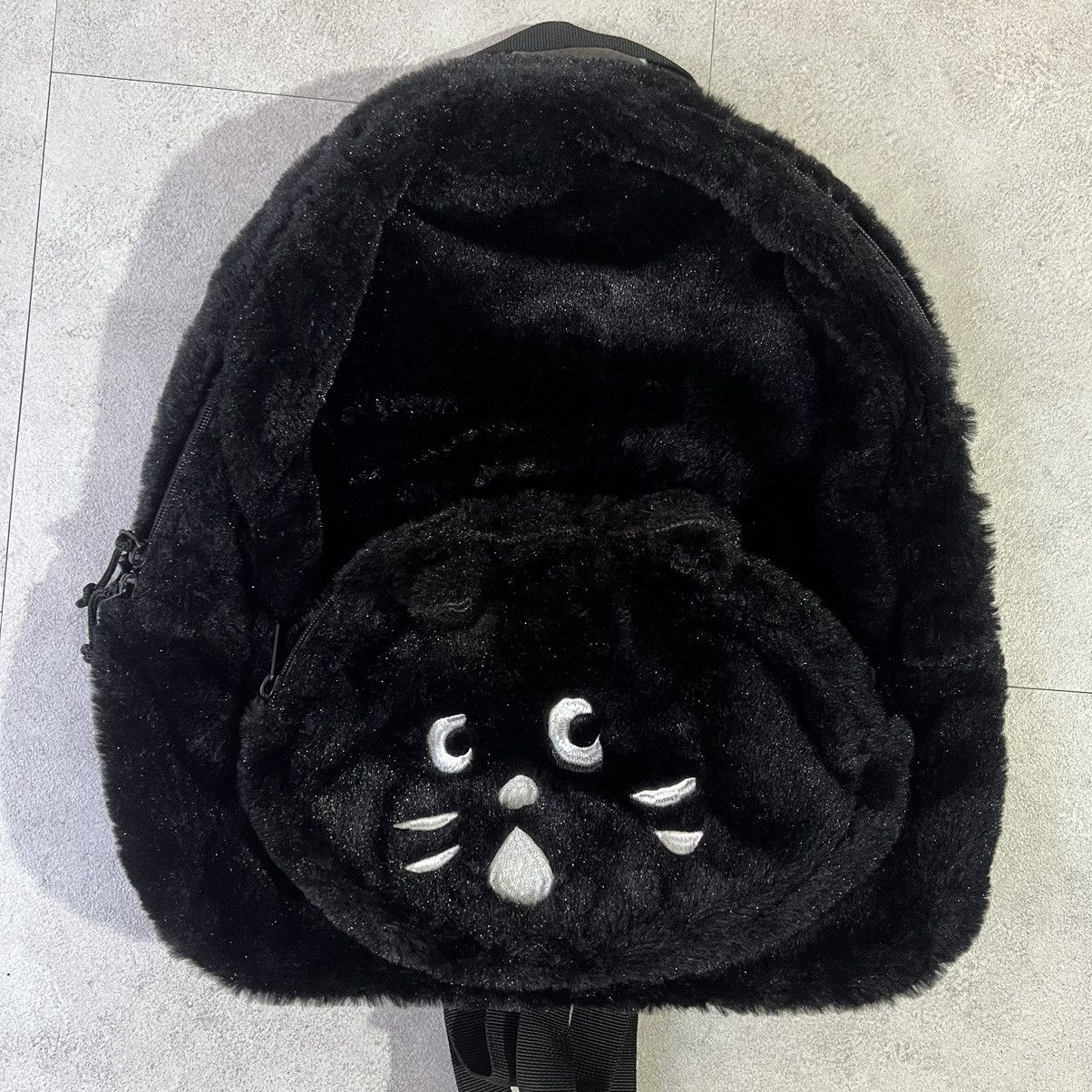 Issey Miyake × Ne-Net Ne Net Fur Fuzzy Cat Backpack Bag Size ONE SIZE - 1 Thumbnail
