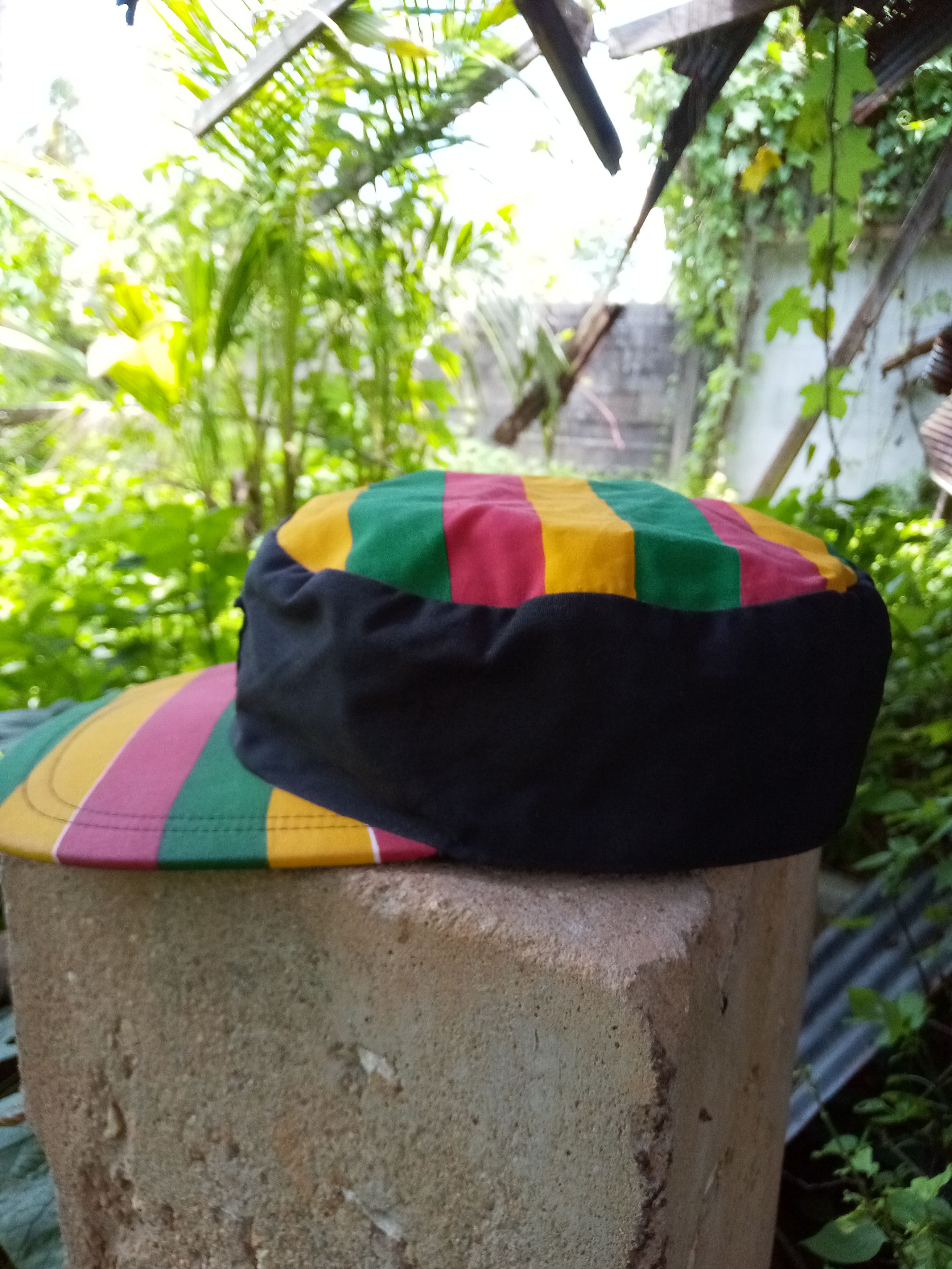 Vintage Vintage Taxi Hat Jamaica Rasta Fashion Size ONE SIZE - 6 Thumbnail