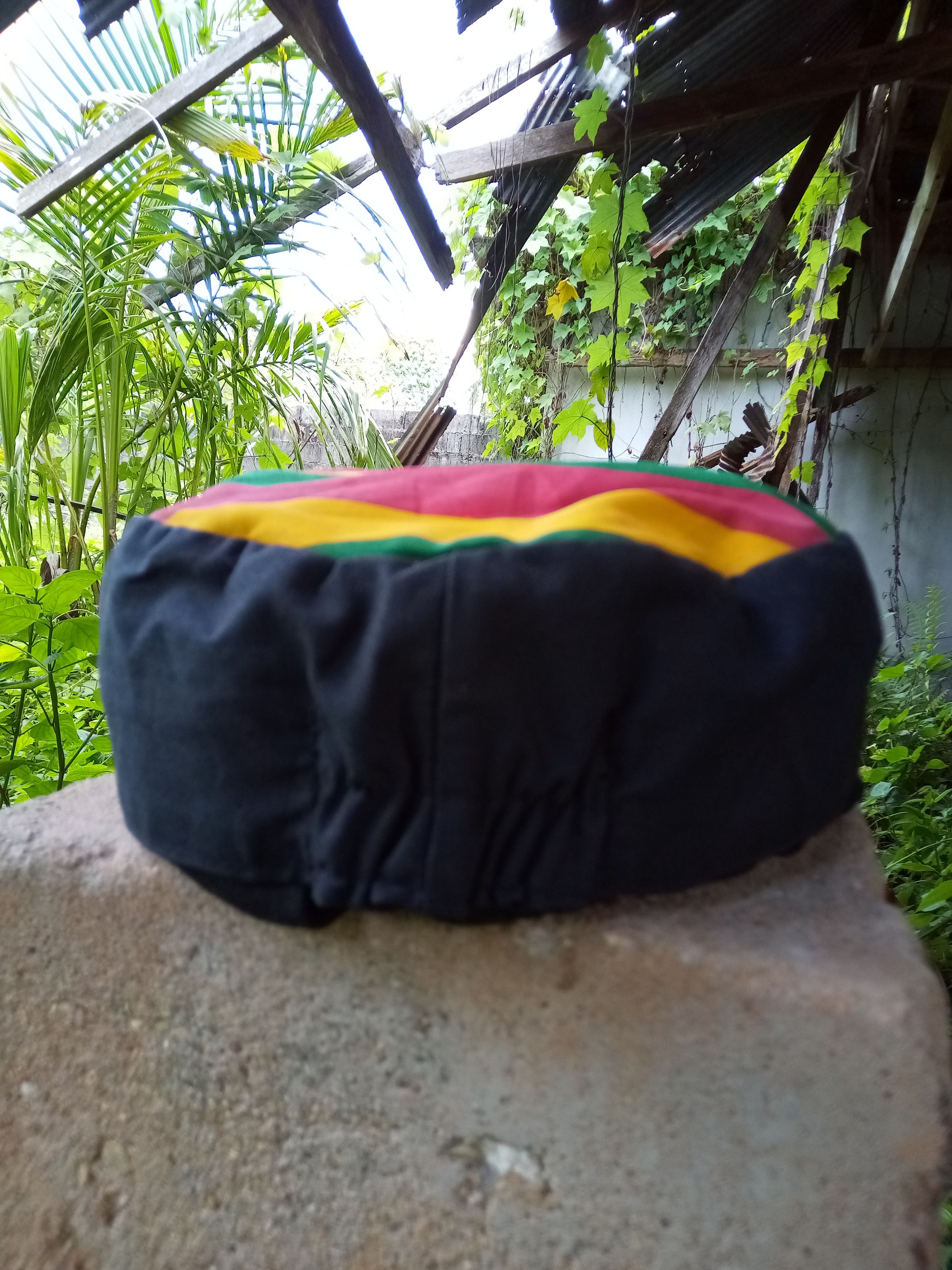 Vintage Vintage Taxi Hat Jamaica Rasta Fashion Size ONE SIZE - 5 Thumbnail