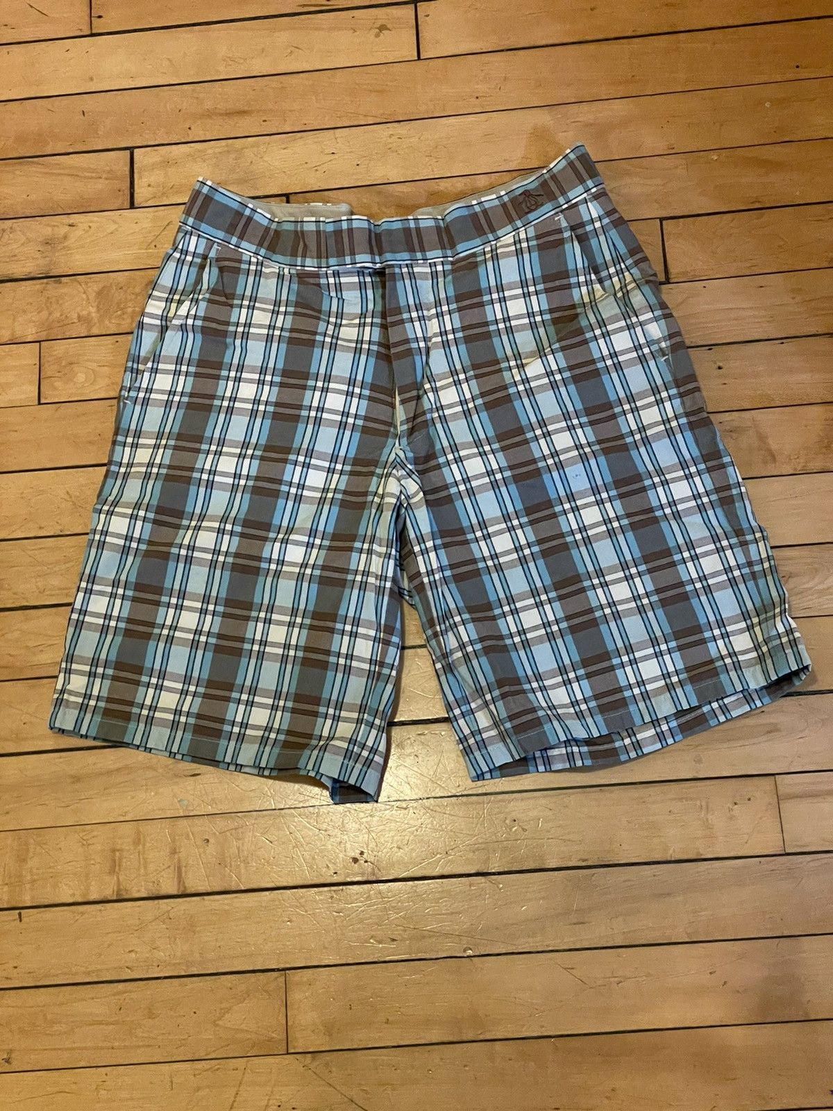 Early 2000s Vintage Original Penguin Plaid Bermuda Shorts 30